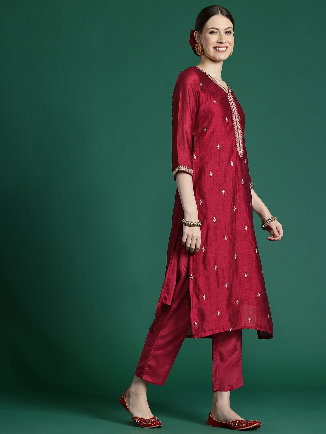 Dhiyona IE Women Ethnic Motifs Embroidered Regular Sequinned Kurta with Trousers & With Dupatta