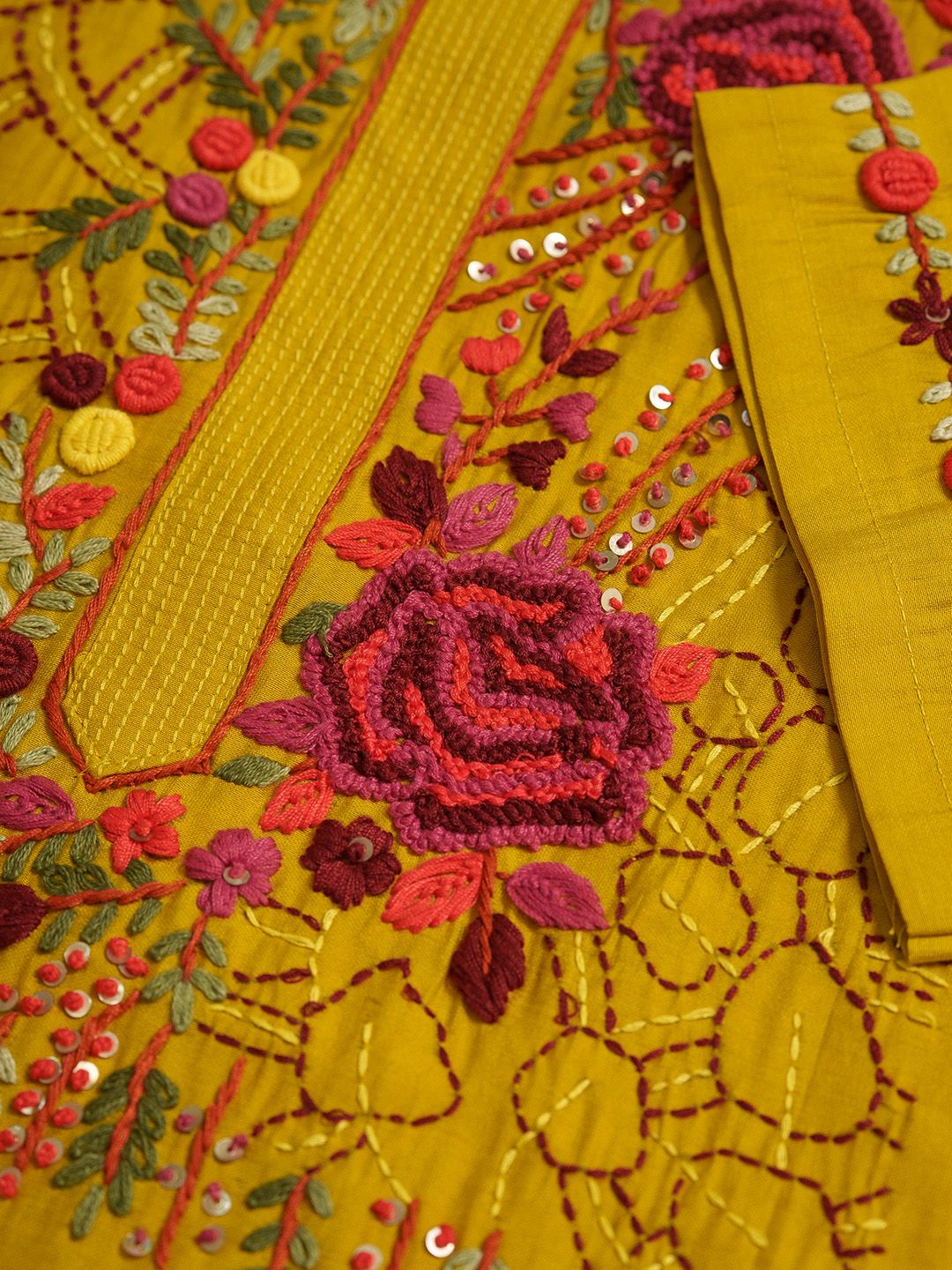 Dhiyona PD Women House Of Pataudi Embroidered Straight Kurta Trousers With Dupatta