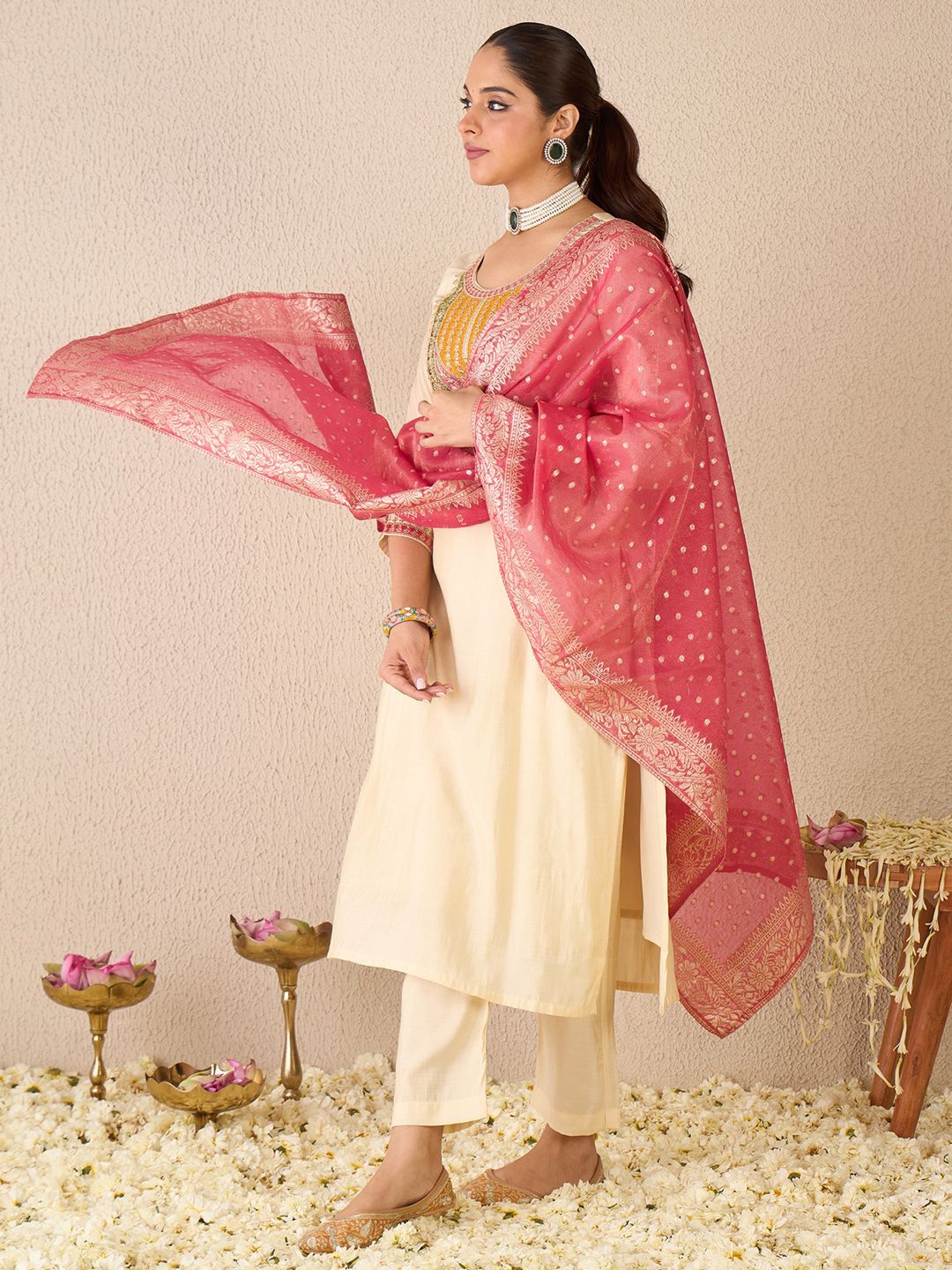 Dhiyona IE Women Ethnic Motifs Embroidered Regular Kurta with Trousers & With Dupatta