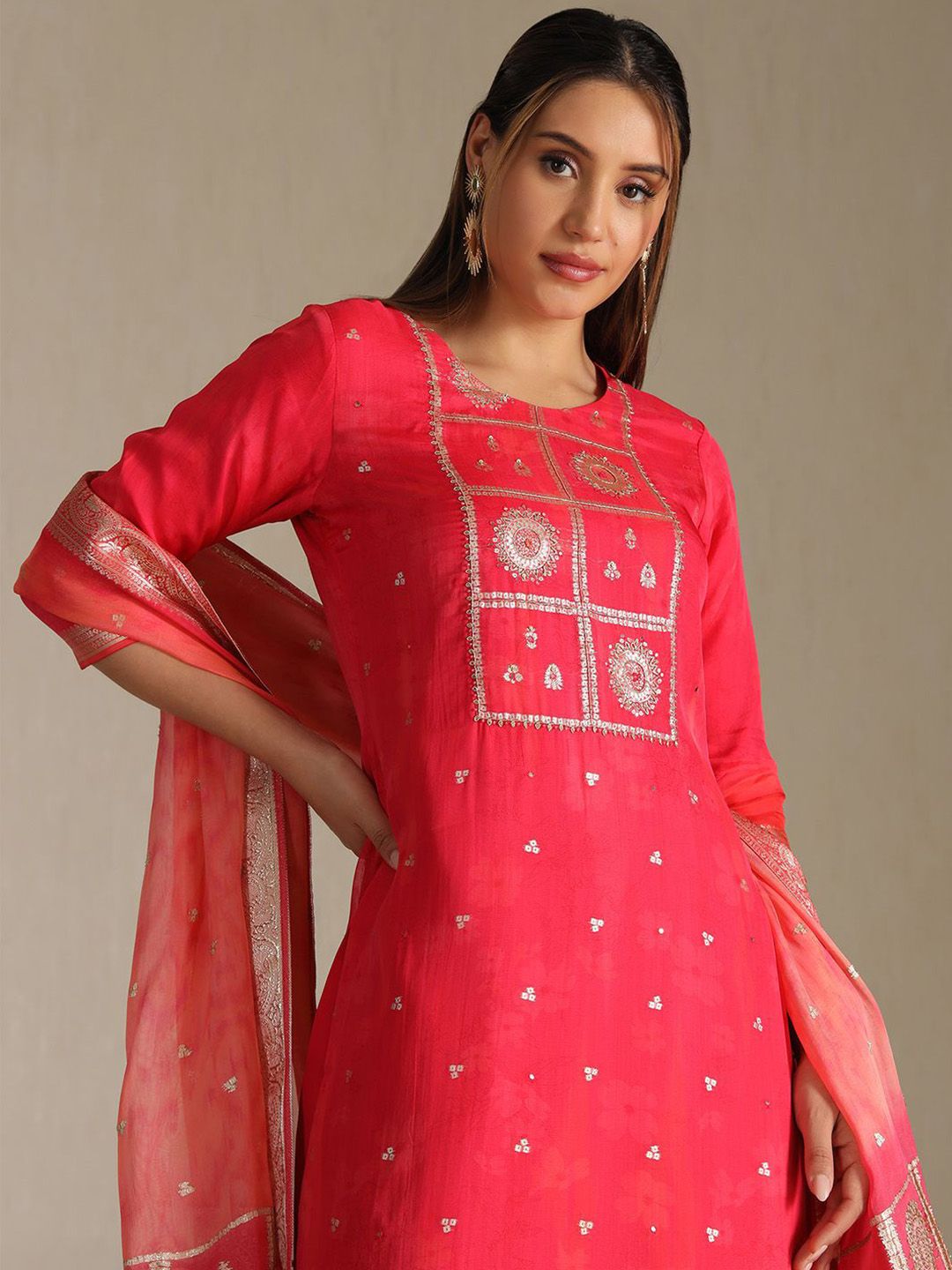 Dhiyona SO Women's Women Floral Woven Design Regular Sequinned Kurta With Trousers & Dupatta