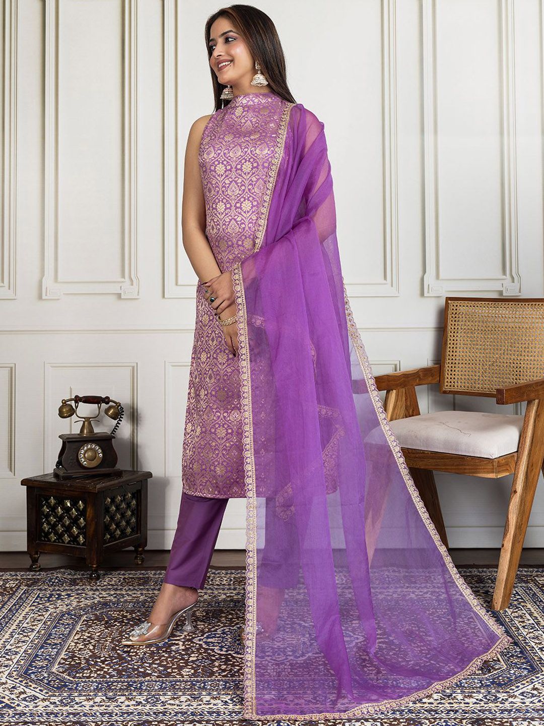 Dhiyona PD Women Ethnic Motifs Zari Woven Design Straight Kurta & Trousers With Dupatta