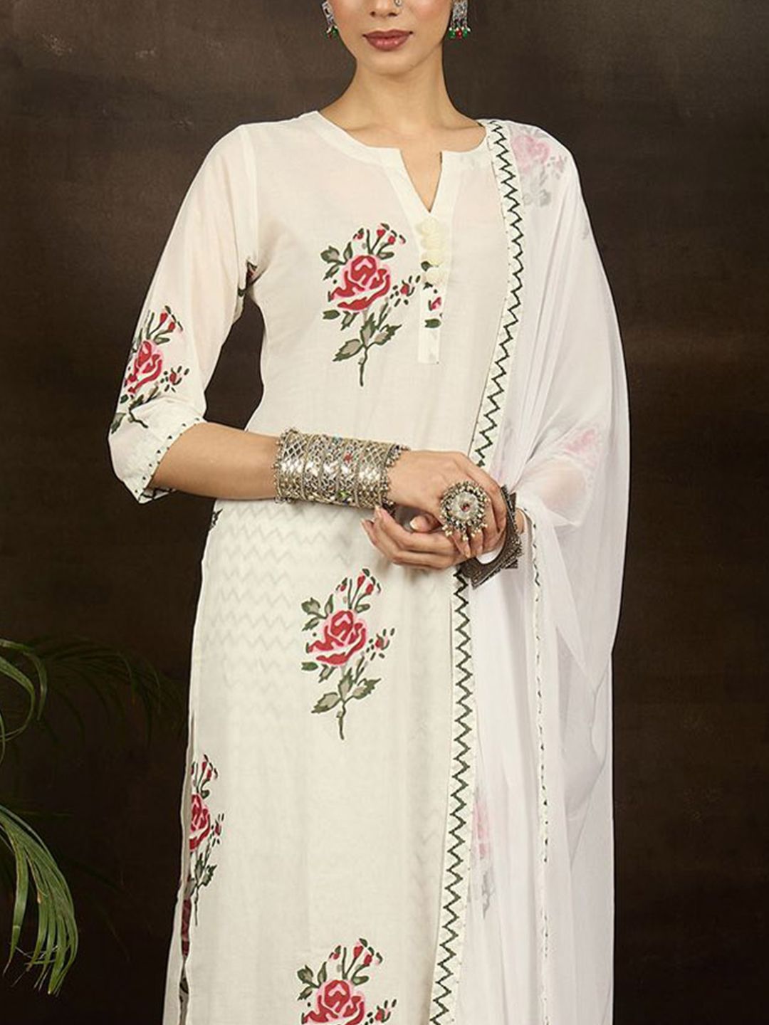 Dhiyona IE Women Floral Printed Cotton Kurta with Trousers & With Dupatta