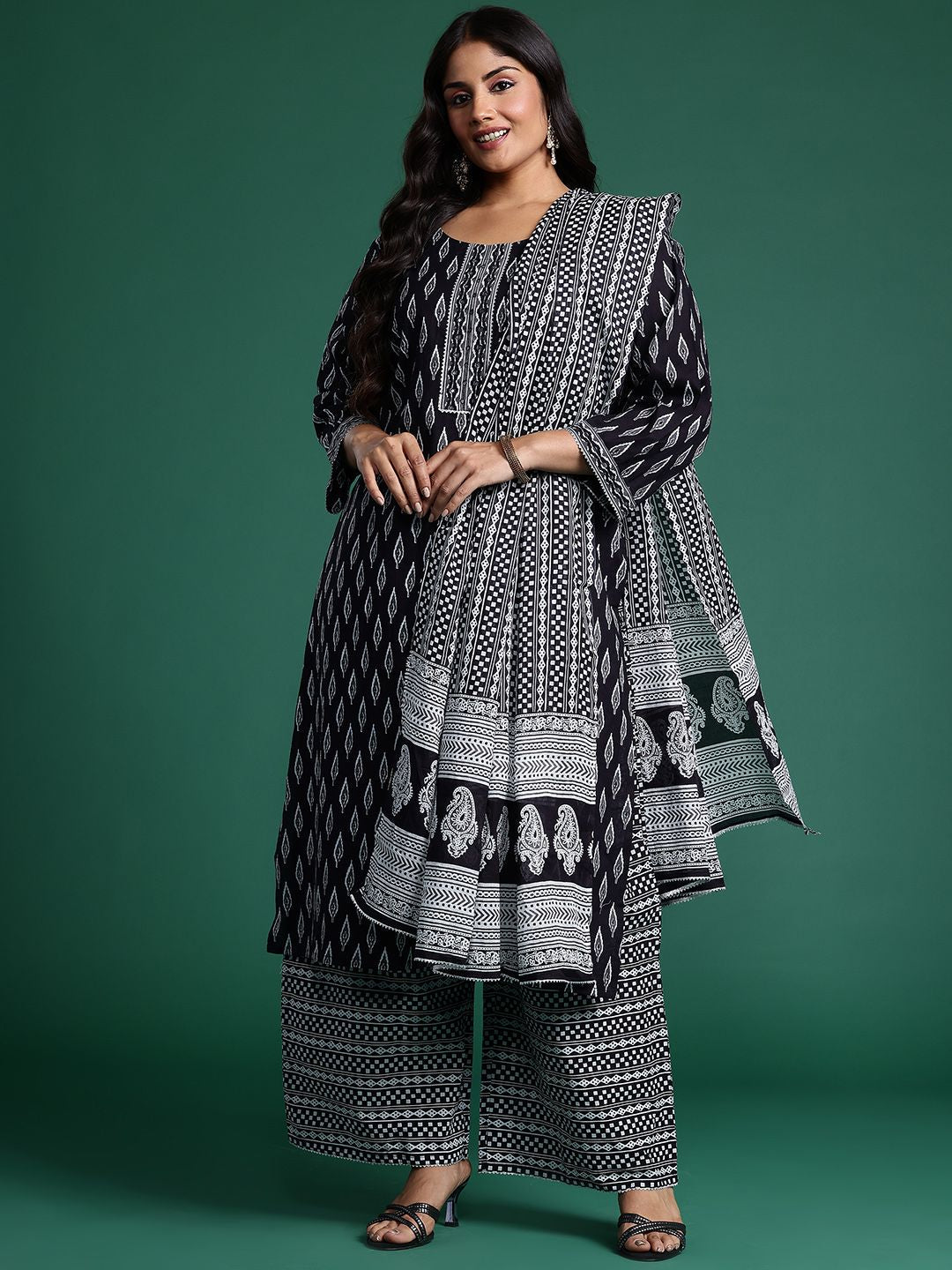 Dhiyona IE Geometric Printed Pure Cotton Kurta with Trousers & Dupatta