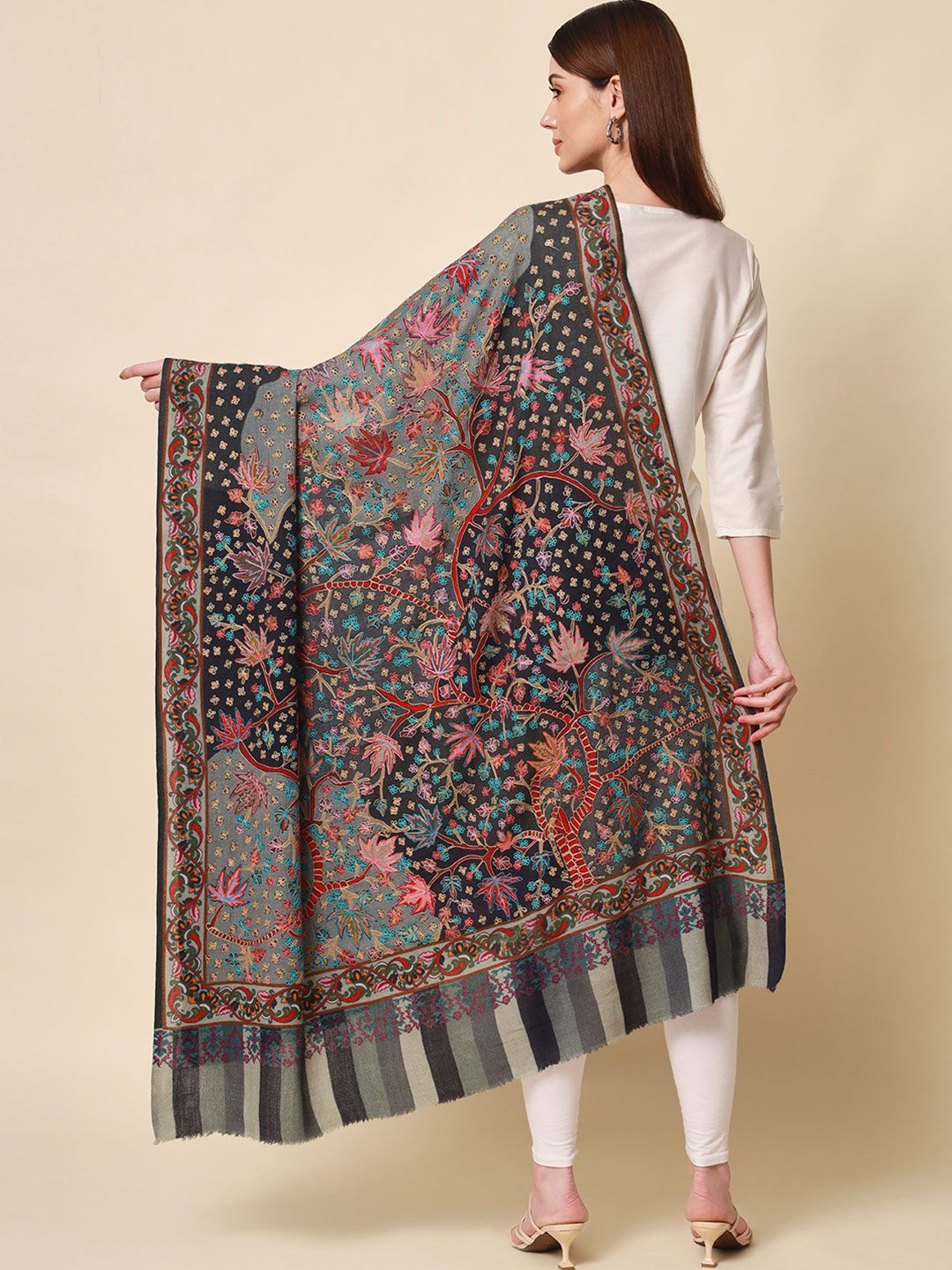 Dhiyona PA Women Grey Embroidered Pure Wool Shawl