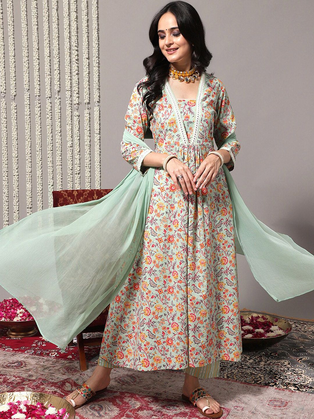 Dhiyona VA Women'sFloral Printed Empire Mirror Work Kurta With Trousers & Dupatta