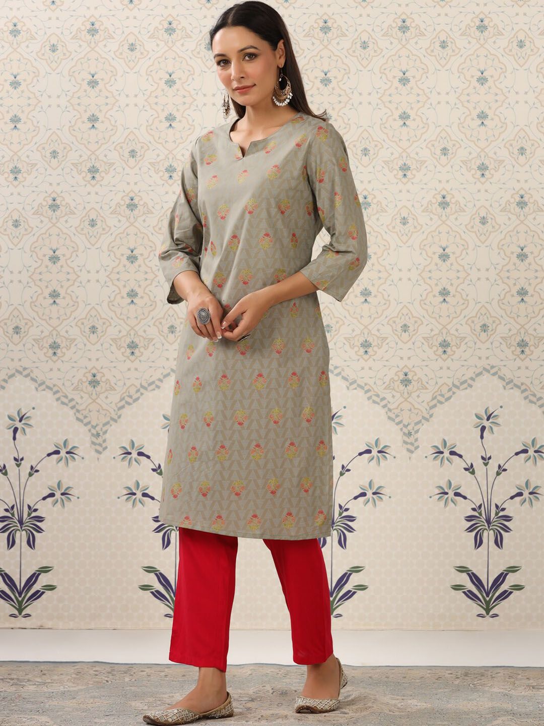 Dhiyona OD Grey & Red Floral Printed Notched Neck Kurta With Palazzos