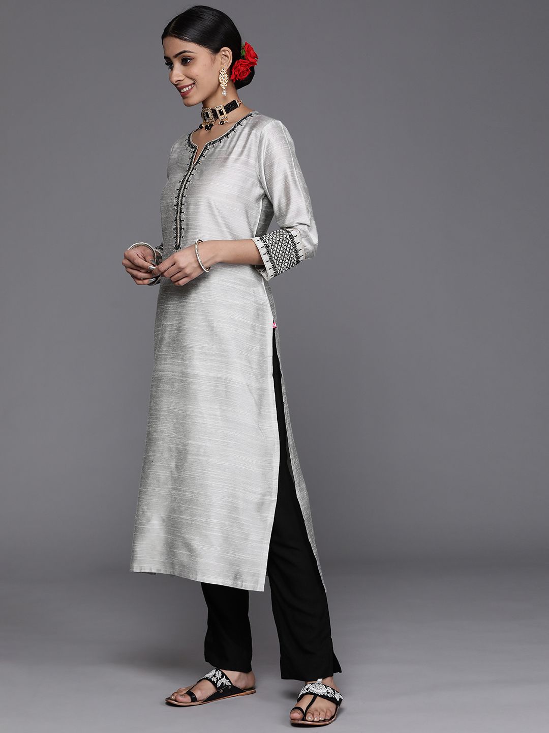Dhiyona VA Women's Grey & Black Kurta with Trousers & Dupatta