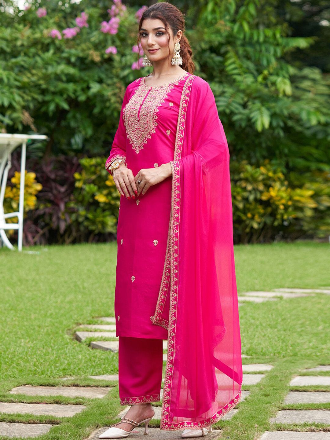 Dhiyona IE Floral Embroidered Thread Work Kurta with Trousers & Dupatta