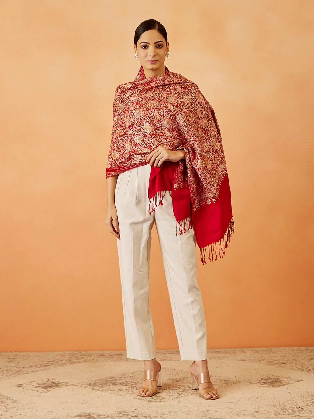 Dhiyona PA Women Paisley Embroidered Shawl