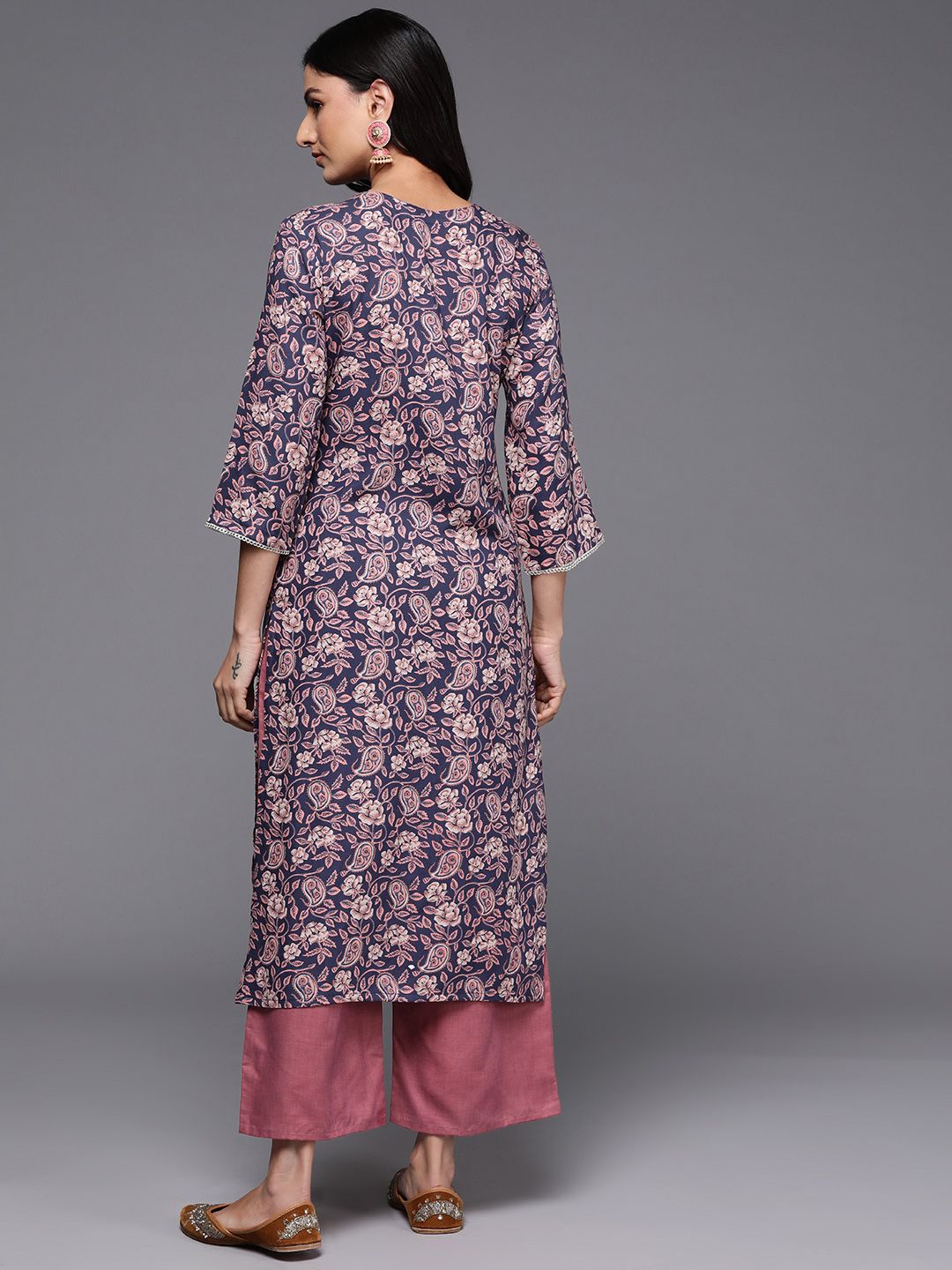 Dhiyona IE Paisley Printed Sequinned Kurta