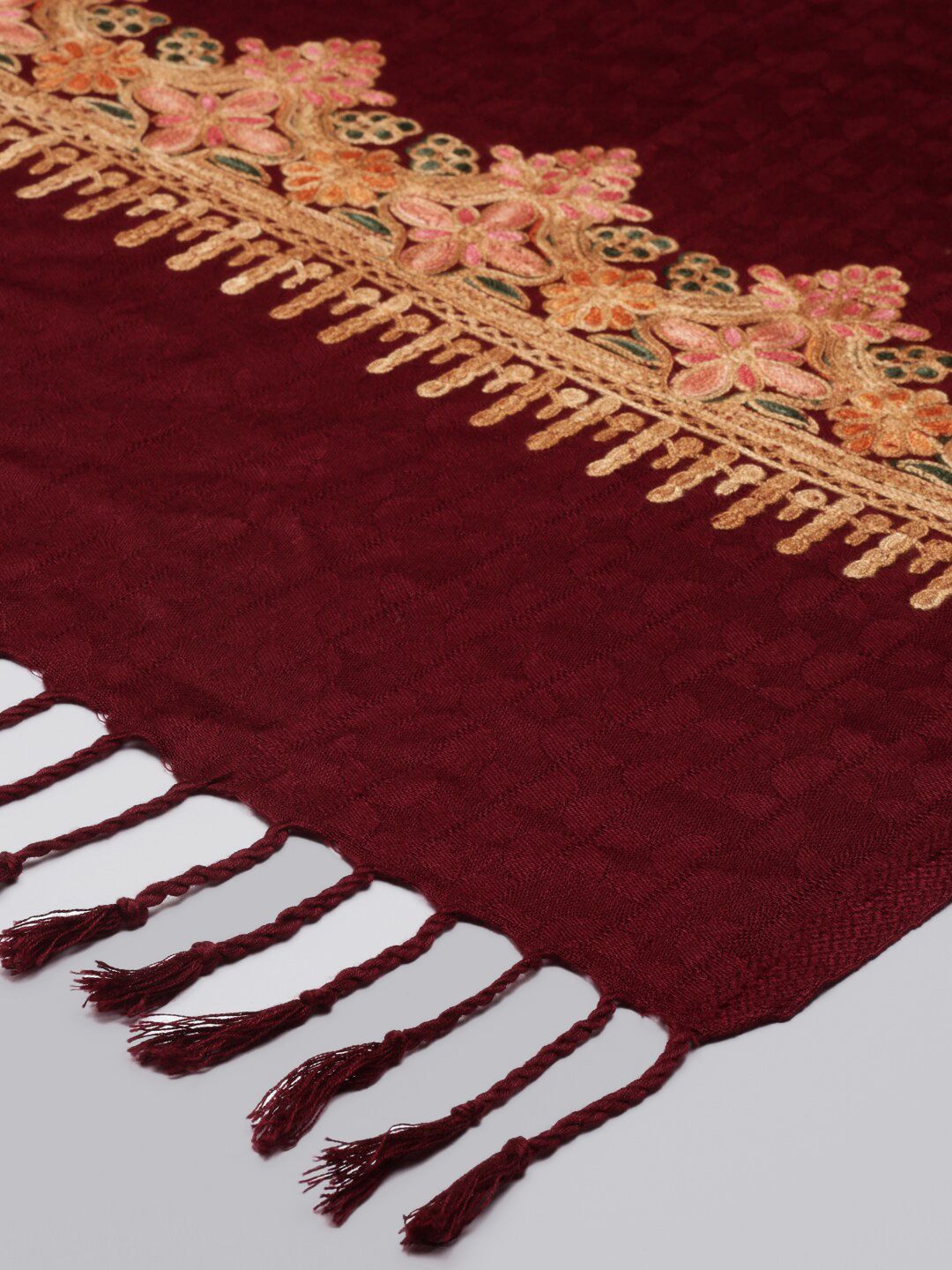 Dhiyona PA Women Maroon Embroidered Shawl