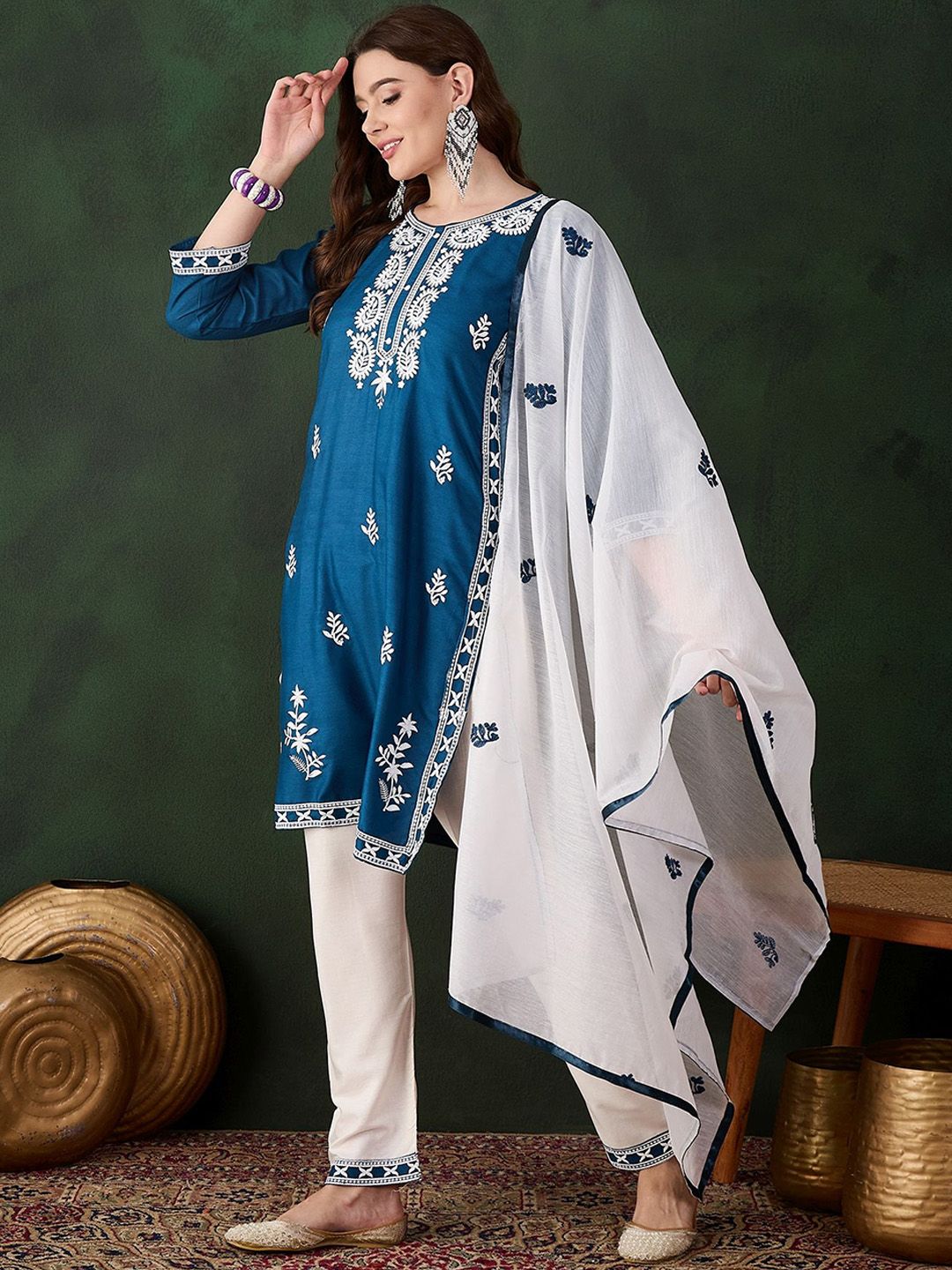 Dhiyona SN Women's Teal Blue Paisley Embroidered Thread Work Straight Kurta & Trouser With Dupatta