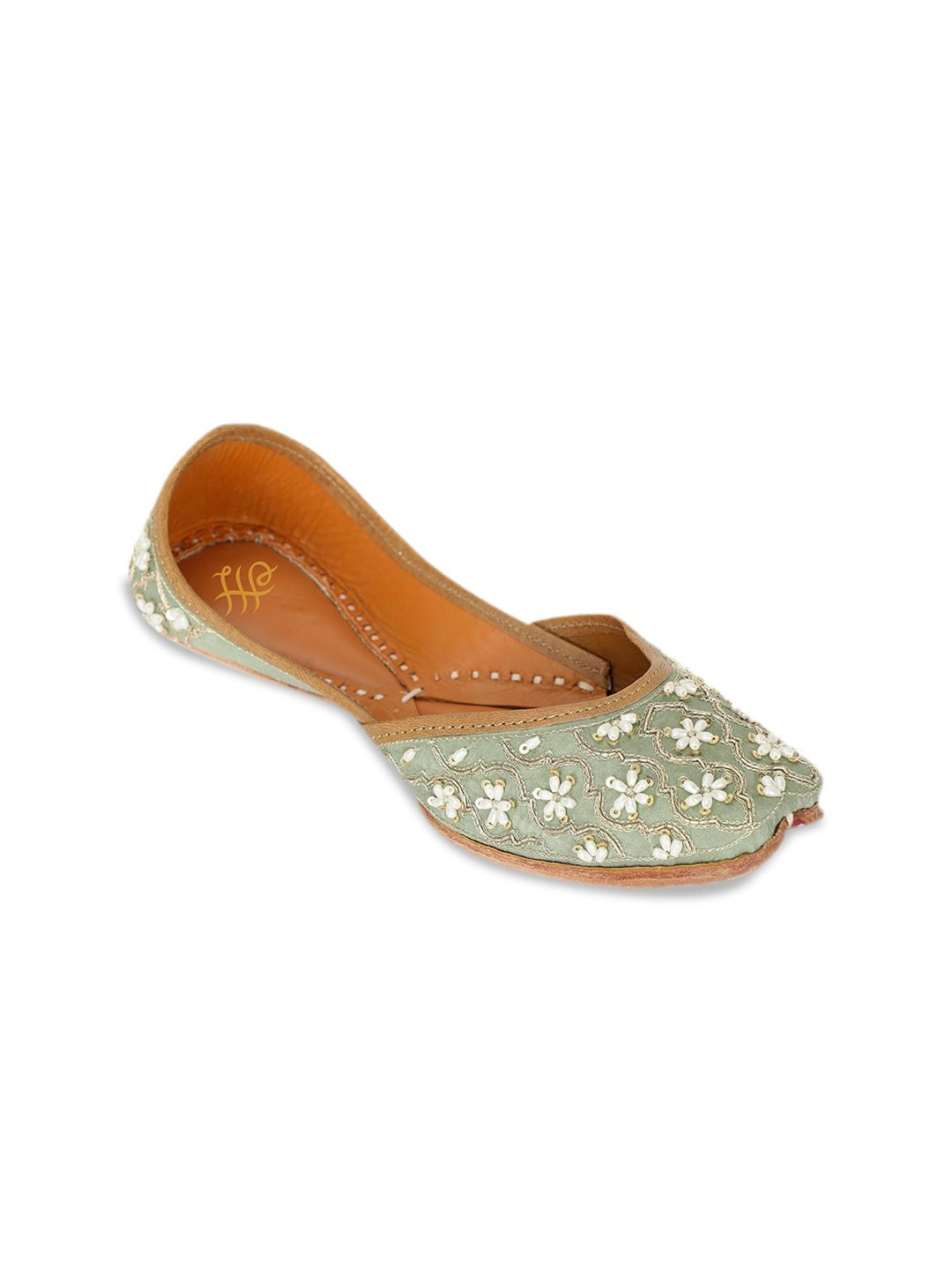 Dhiyona HOP Embellished Ethnic Mojaris