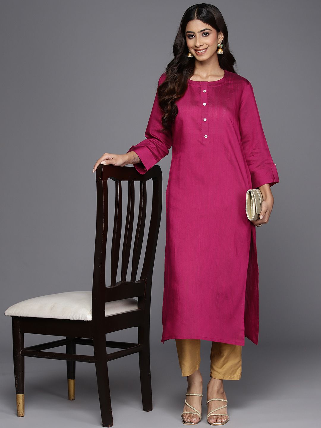 Dhiyona IE Women Solid Raw Silk Kurta