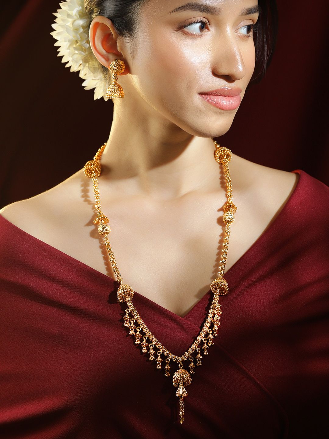 Dhiyona RJ Women's 22K Gold Plated Floral Design Golden Beaded Detailed Necklace & Earrings Set