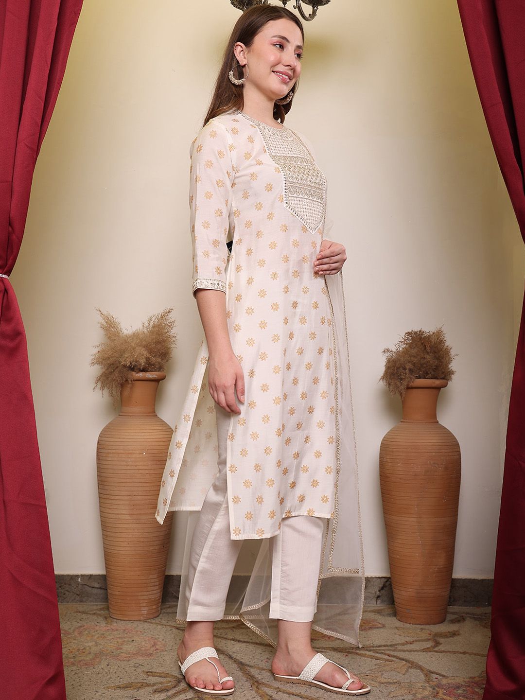 Dhiyona PD Women Embroidered Printed Round Neck Three-Quarter Sleeves Straight Kurta Set