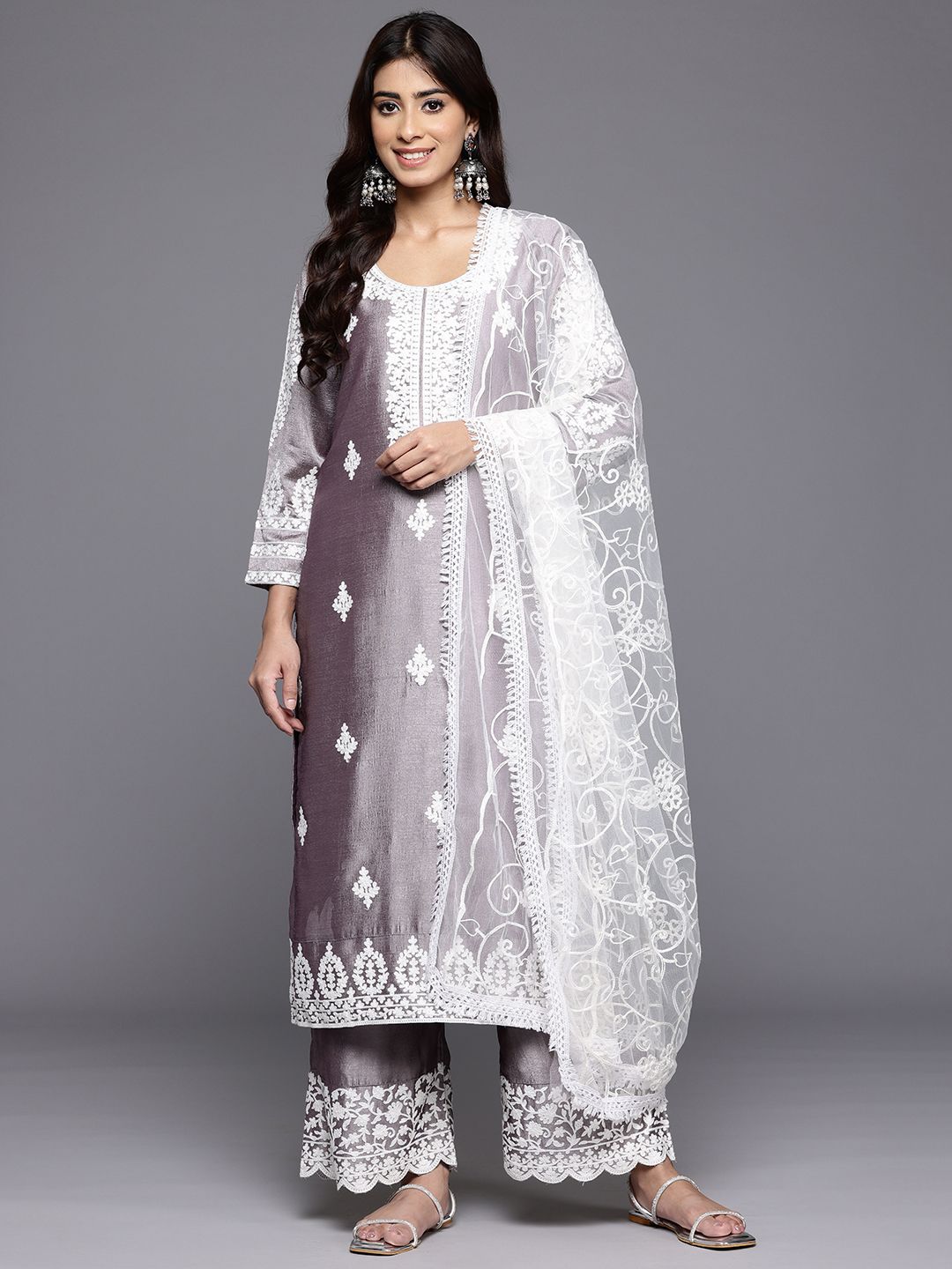 Dhiyona VA Women'sFloral Embroidered Thread Work Kurta With Palazzos & Dupatta