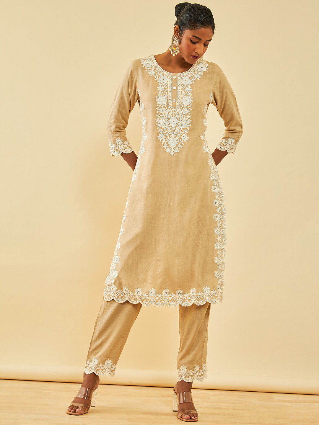 Dhiyona SO Women's Floral Yoke Design Regular Thread Work Kurta with Trousers