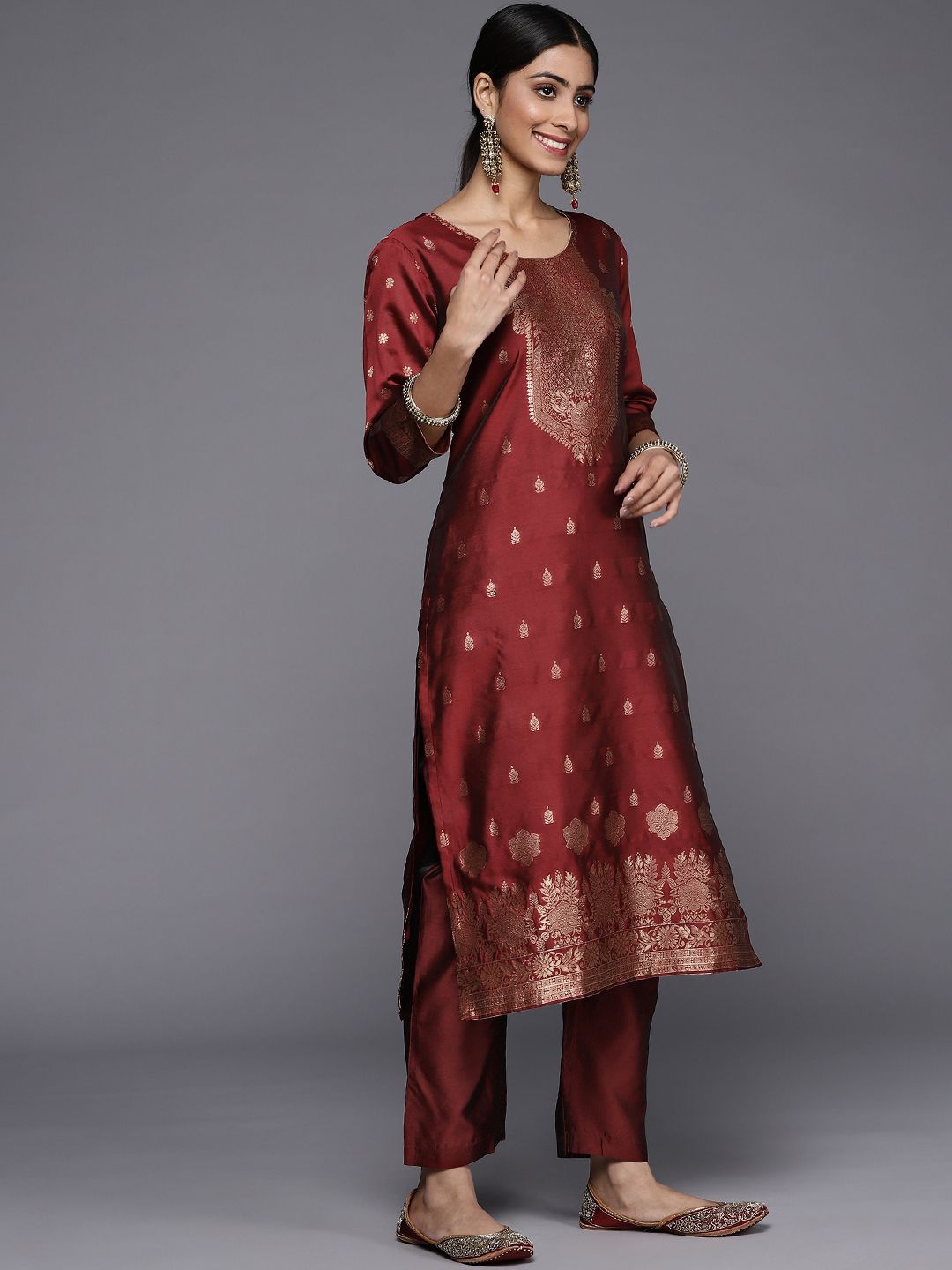 Dhiyona VA Women's Maroon Ethnic Motifs Kurta with Trousers & Dupatta