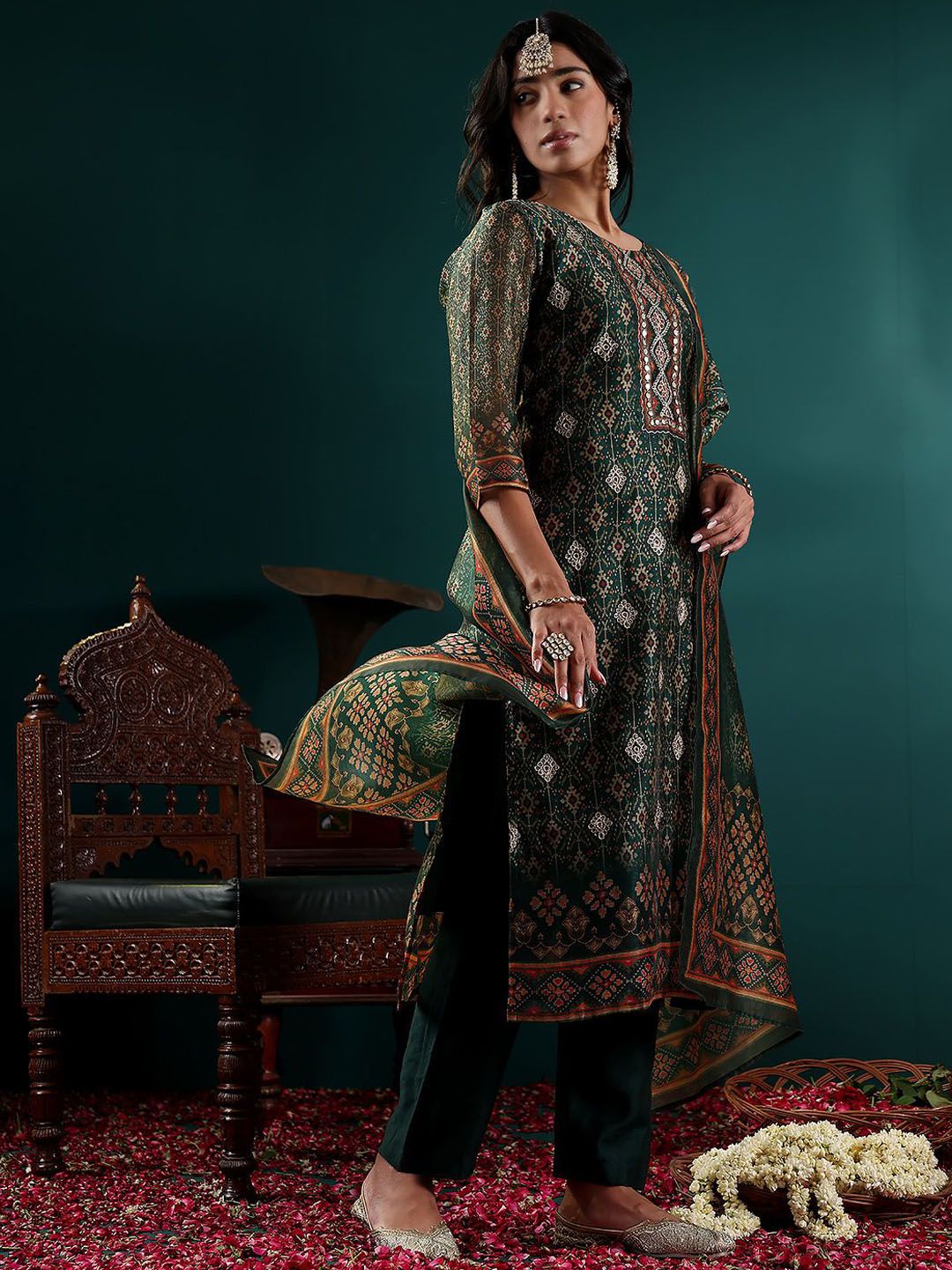 Dhiyona VA Women's Ethnic Motifs Embroidered Regular Chanderi Silk Kurta with Trousers & With Dupatta