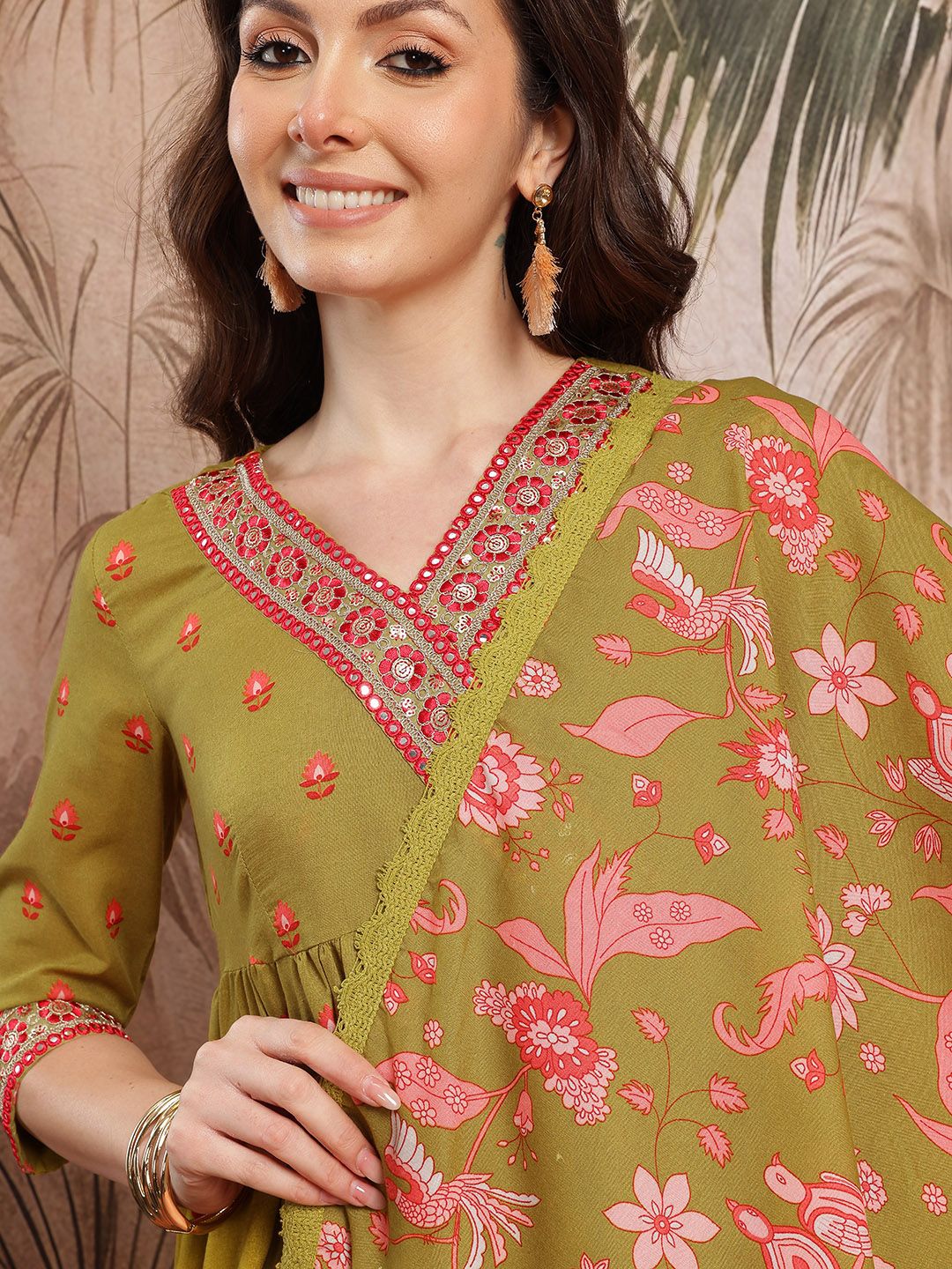Dhiyona SN Women's Floral Print Thread Work Detail Empire Style A-Line Kurta with Trousers & Dupatta