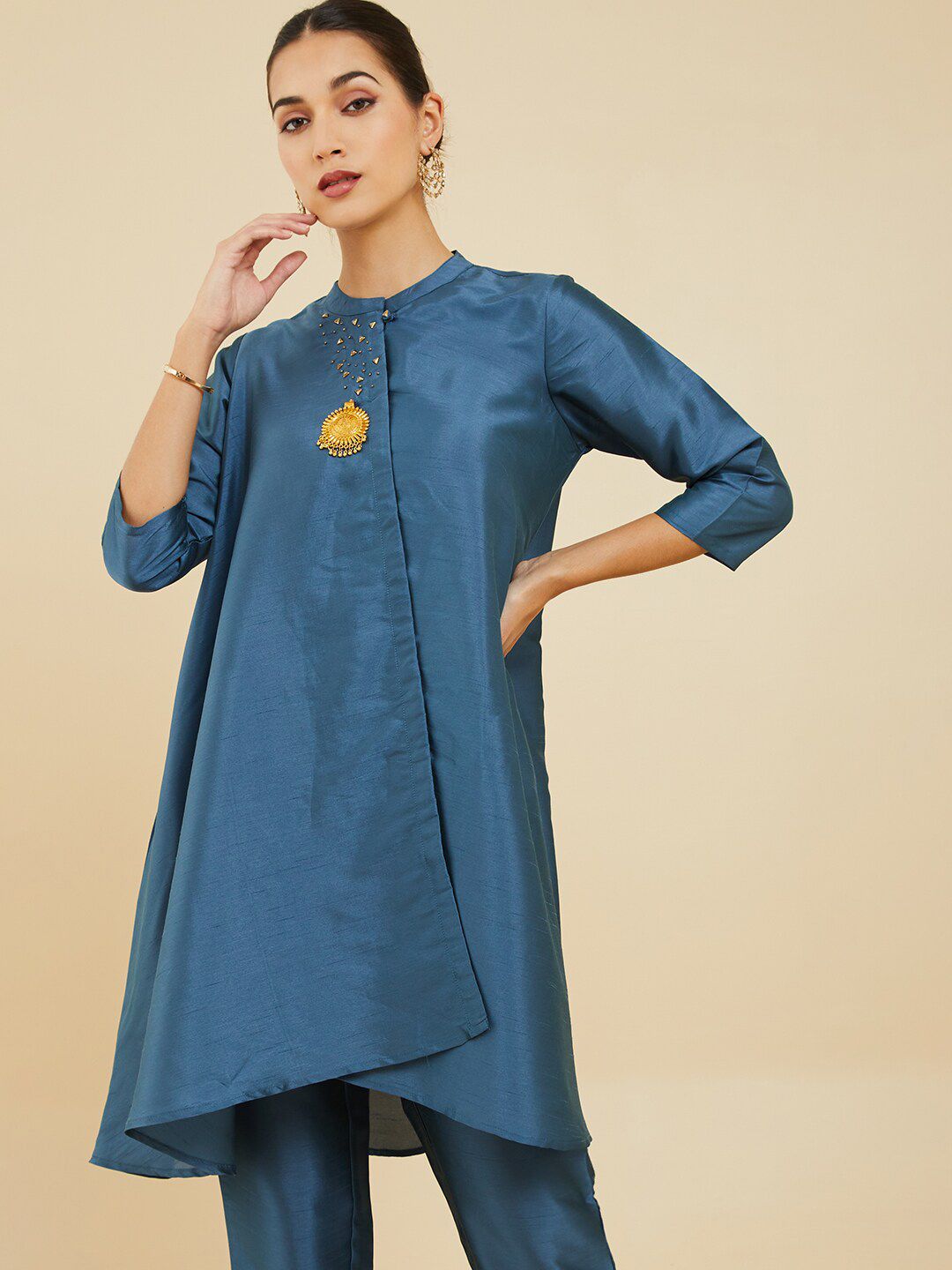 Dhiyona SO Women's Beads and Stones Kurta with Trousers