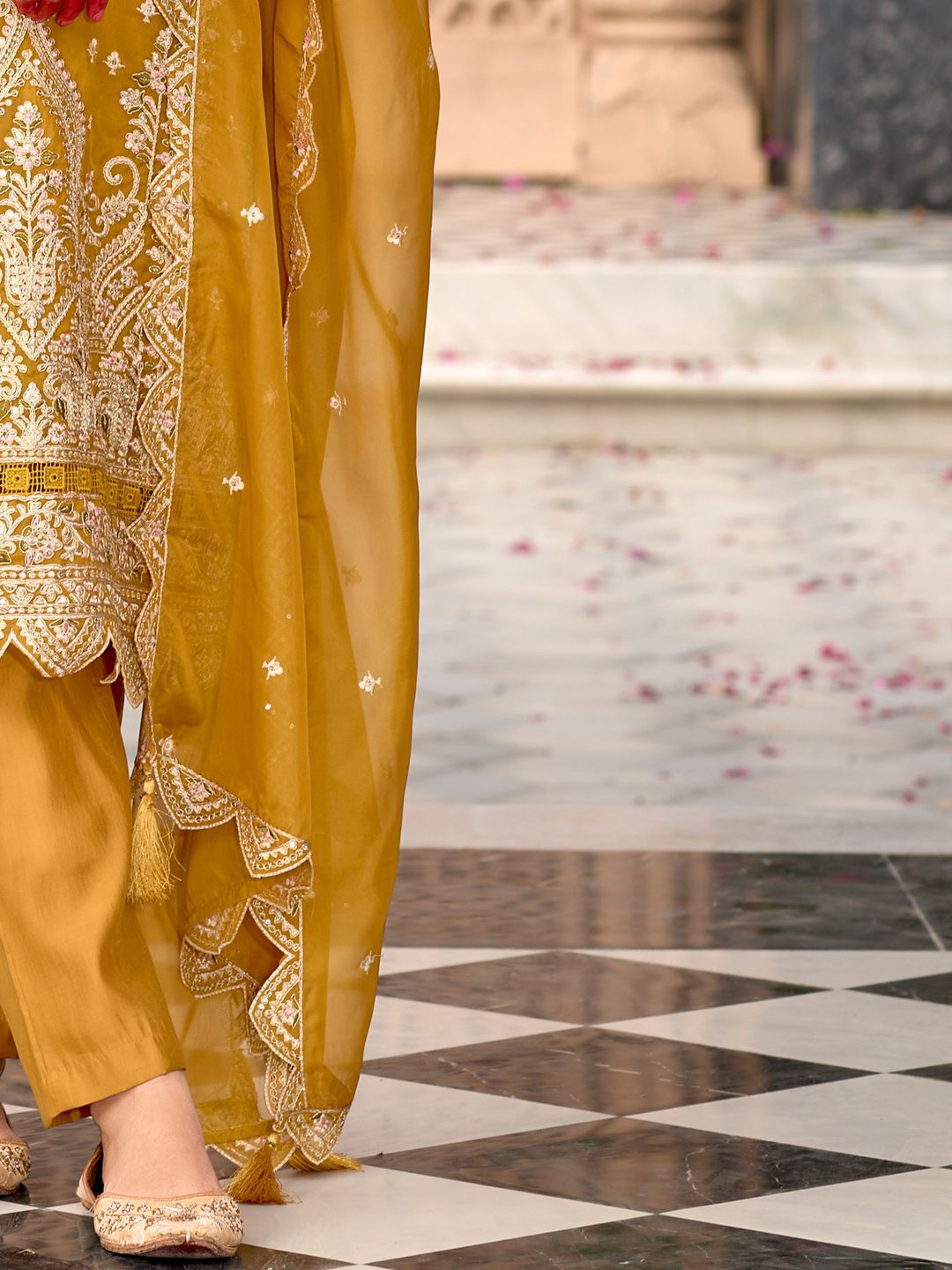 Floral Embroidered Zari Organza Kurta With Trousers And Dupatta