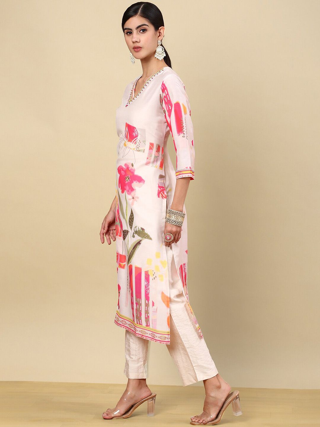 Dhiyona SO Women's Floral Printed Regular Thread Work Kurta with Trouser