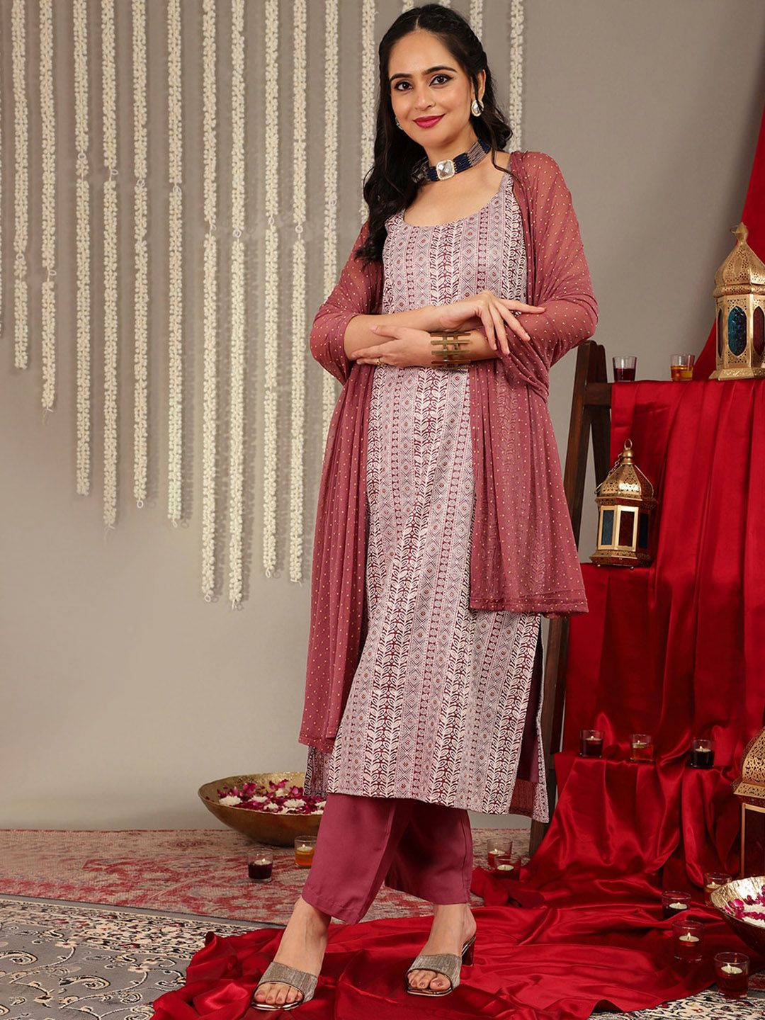 Dhiyona VA Women's Shoulder Straps Woven Printed Straight Kurta & Trouser With Dupatta