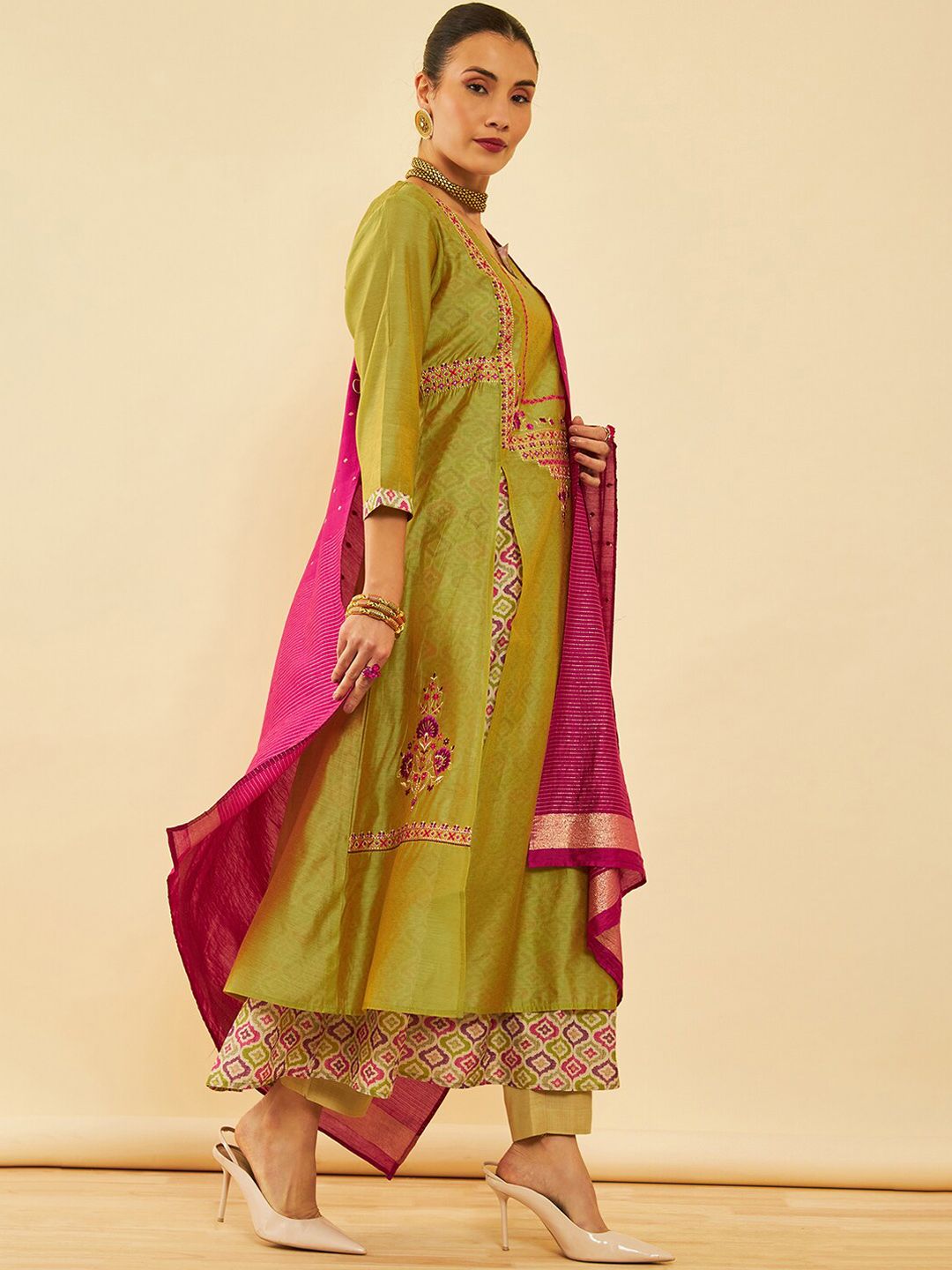 Dhiyona SO Women's Olive Floral Embroidered Thread Work Layered A-Line Kurta With Trousers & Dupatta