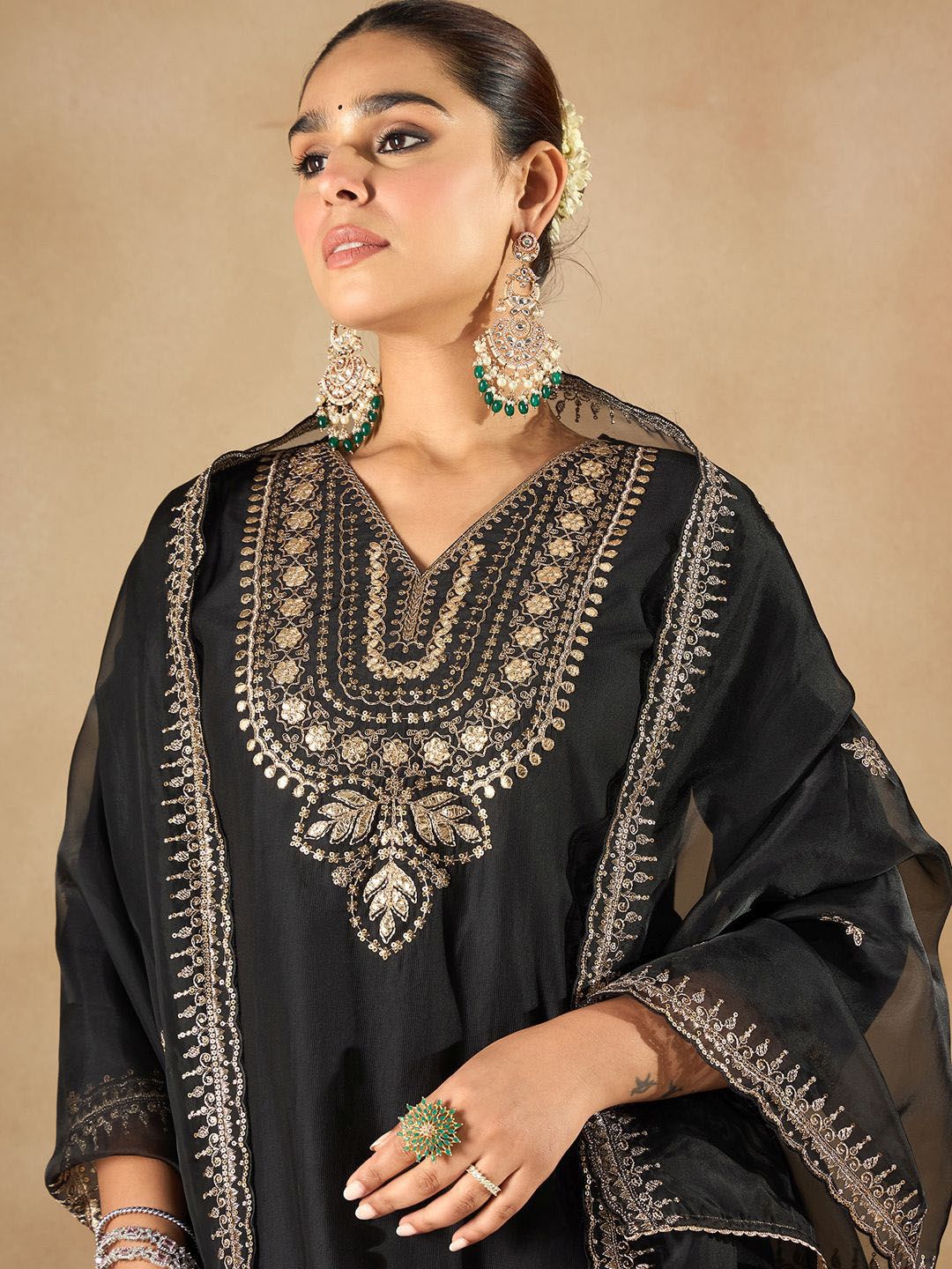 Dhiyona IE Women Ethnic Motifs Embroidered Regular Liva Kurta with Trousers & With Dupatta