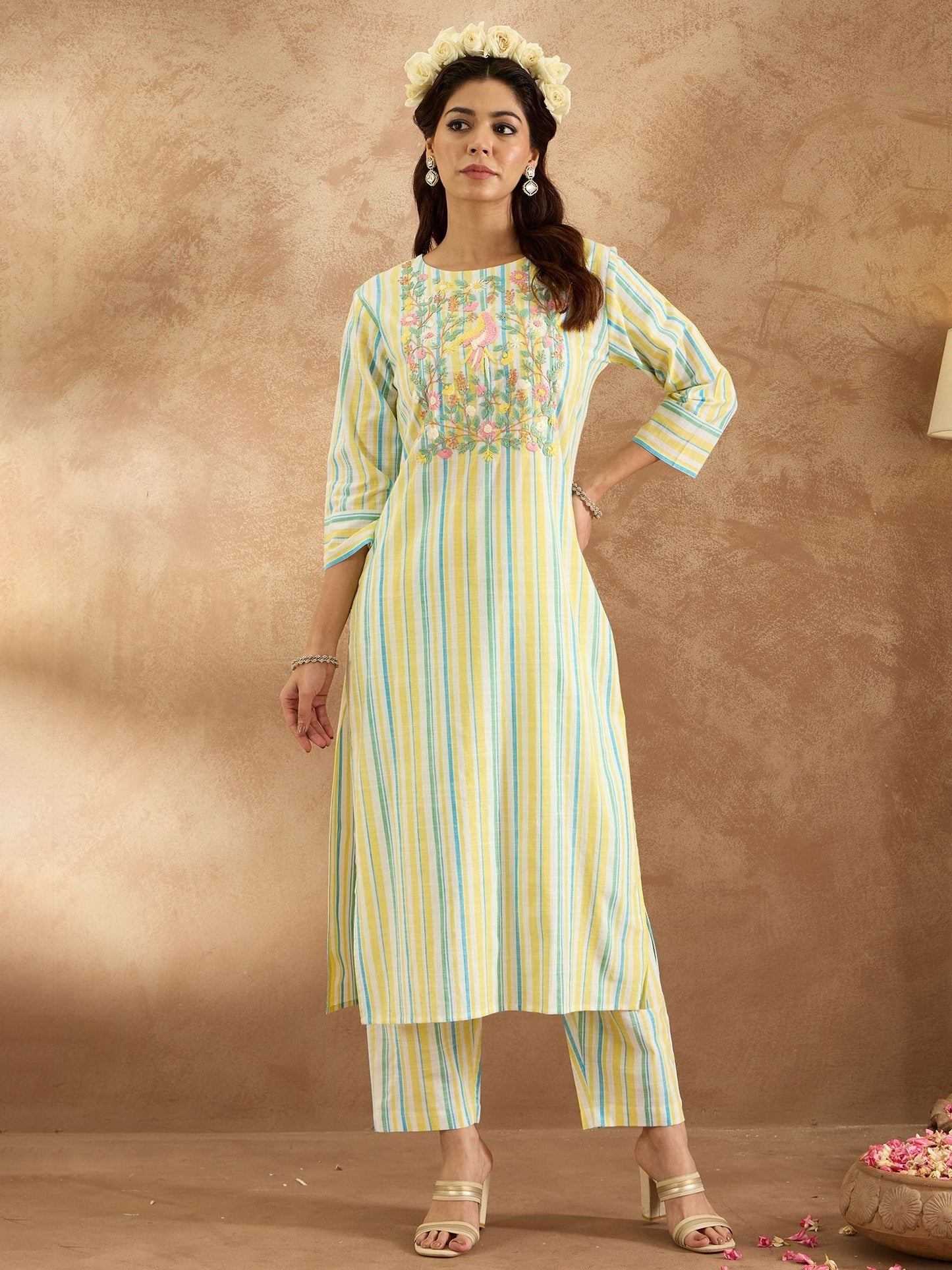 Dhiyona IE Floral Embroidered Pure Cotton Straight Kurta with Trouser