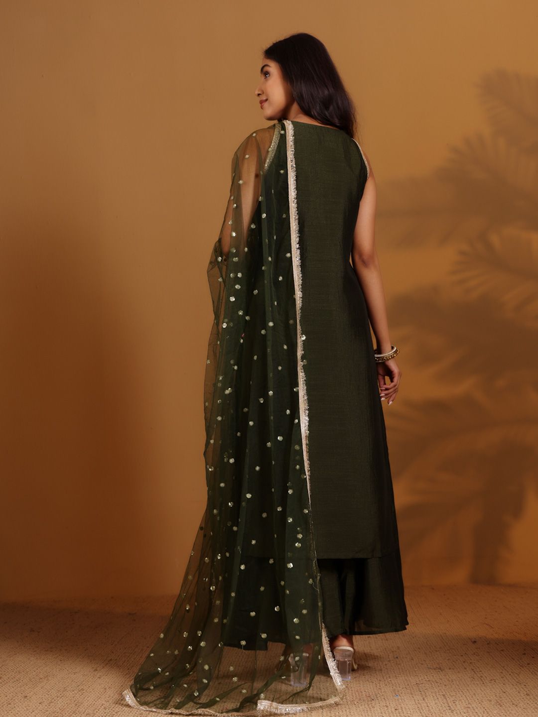 Dhiyona VA Women'sGotta Patti Keyhole Neck Straight Kurta With Trousers & Dupatta