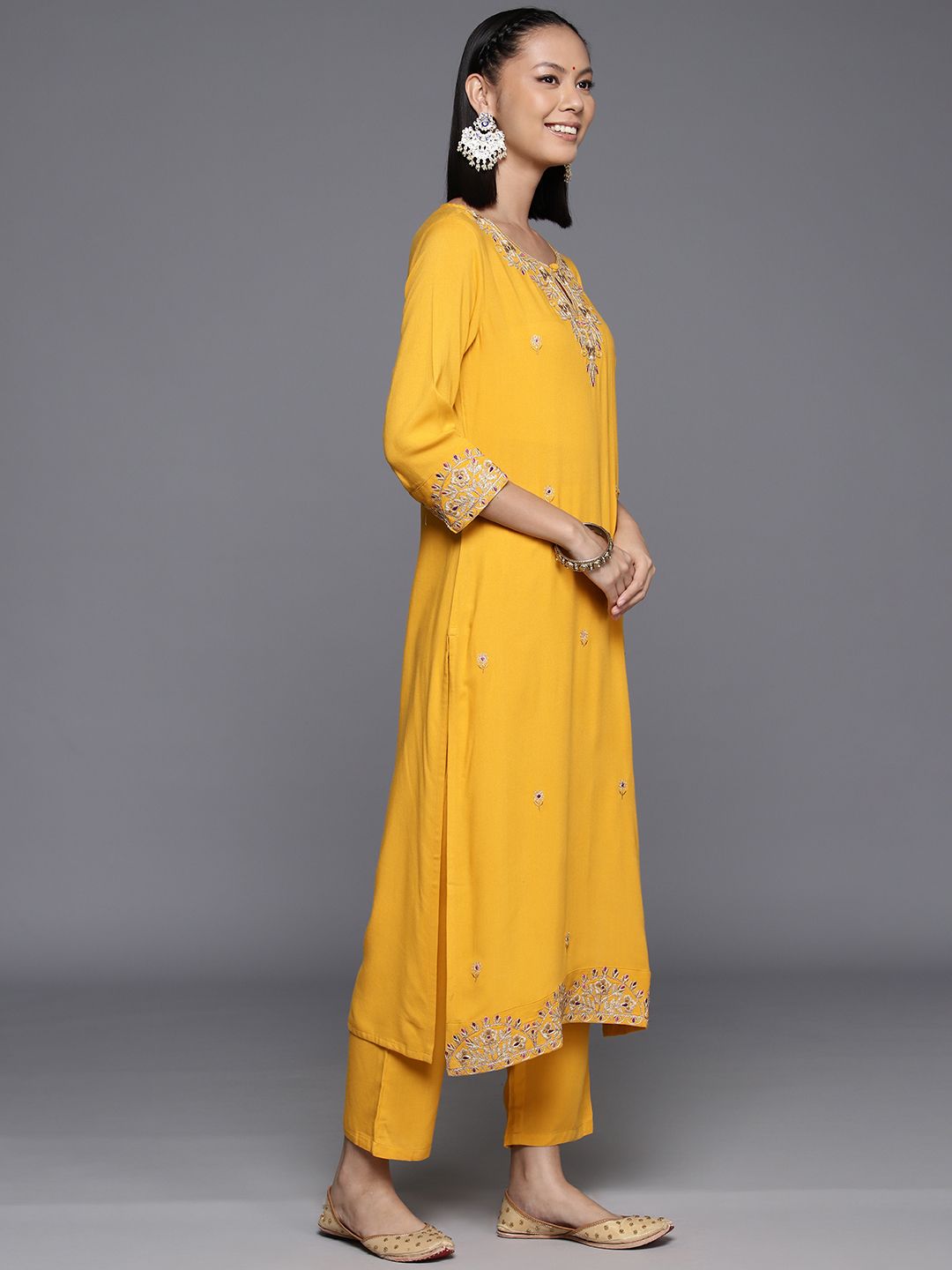 Dhiyona VA Women's Ethnic Motifs Embroidered Regular Gotta Patti Kurta with Trousers & Dupatta