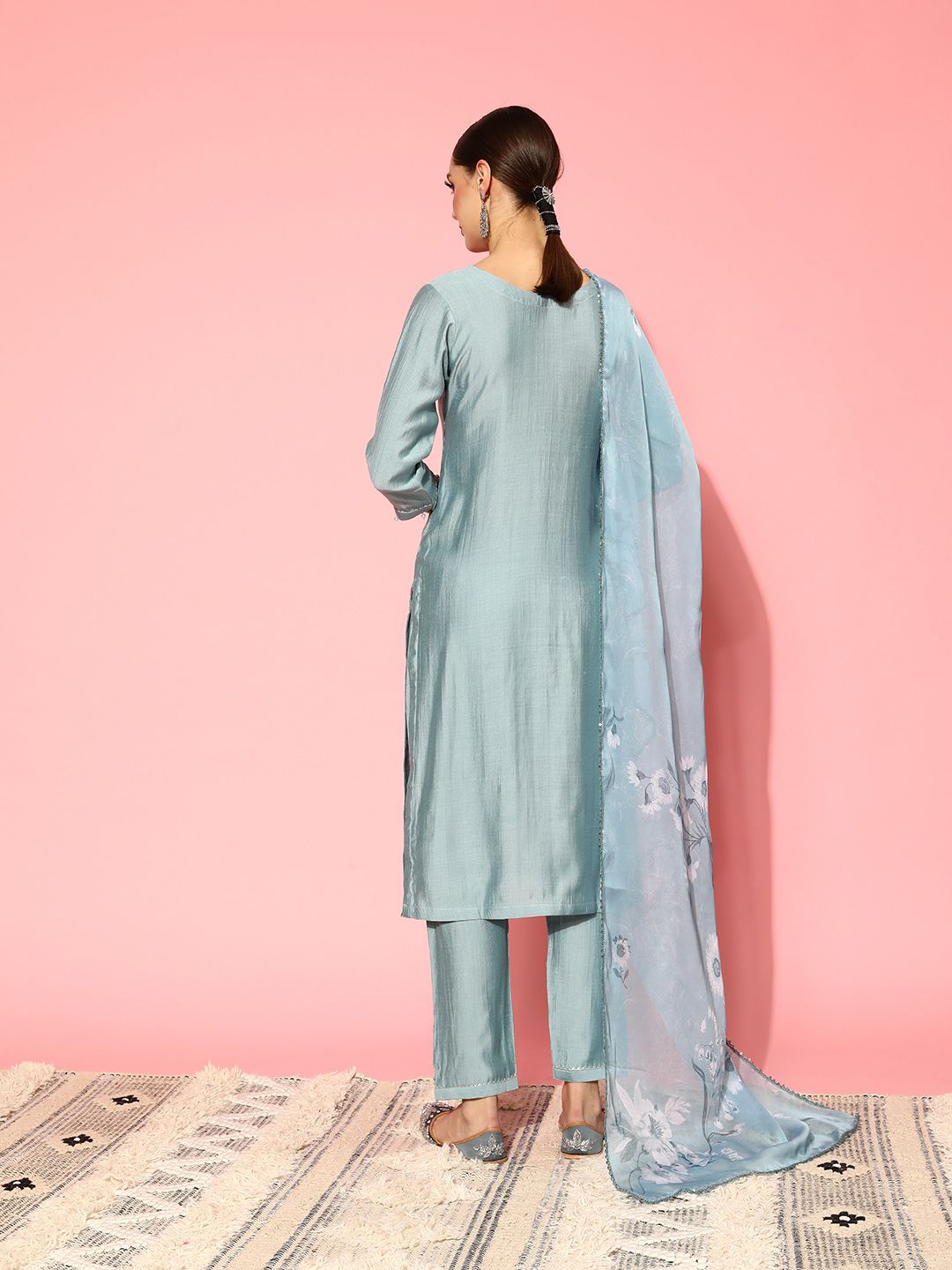 Dhiyona VA Women'sFloral Embroidered Regular Beads & Stones Kurta with Trousers & Dupatta