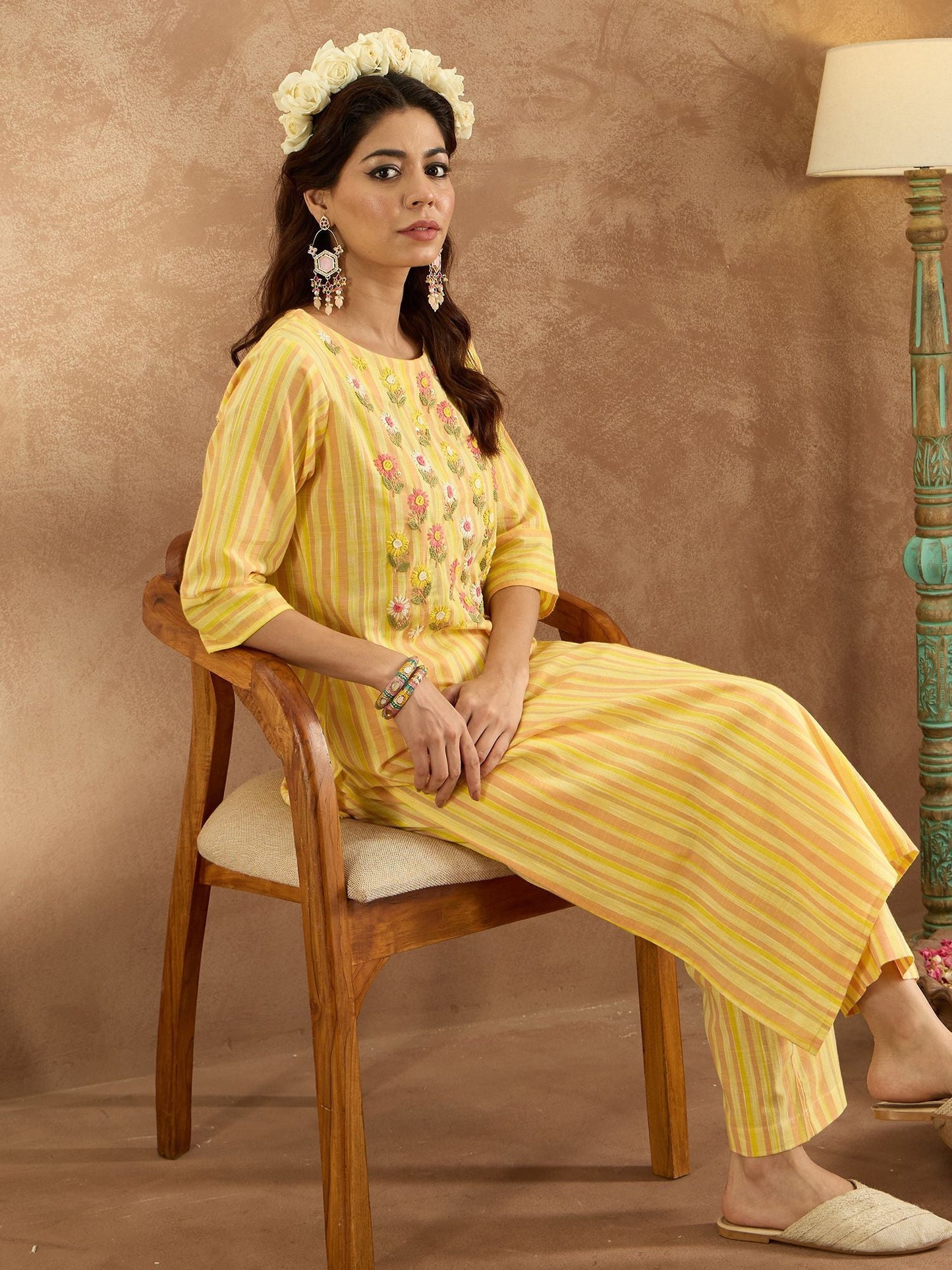Dhiyona IE Floral Embroidered Pure Cotton Straight Kurta with Trouser