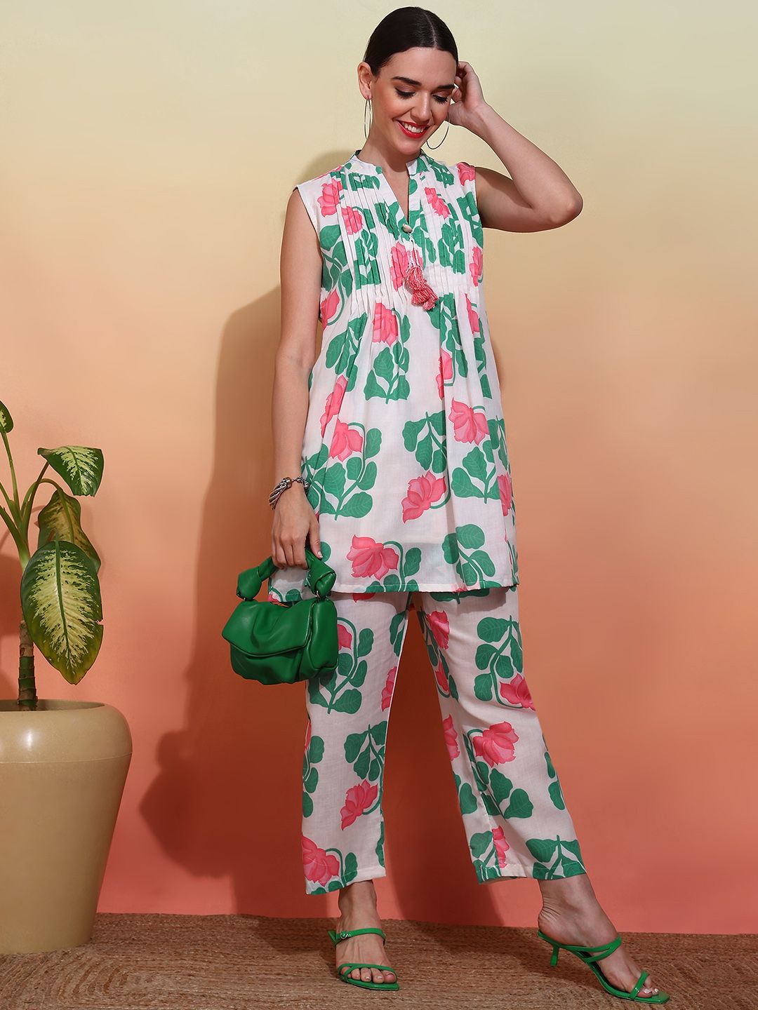 Dhiyona SN Women's Printed Pure Cotton Kurti With Trousers