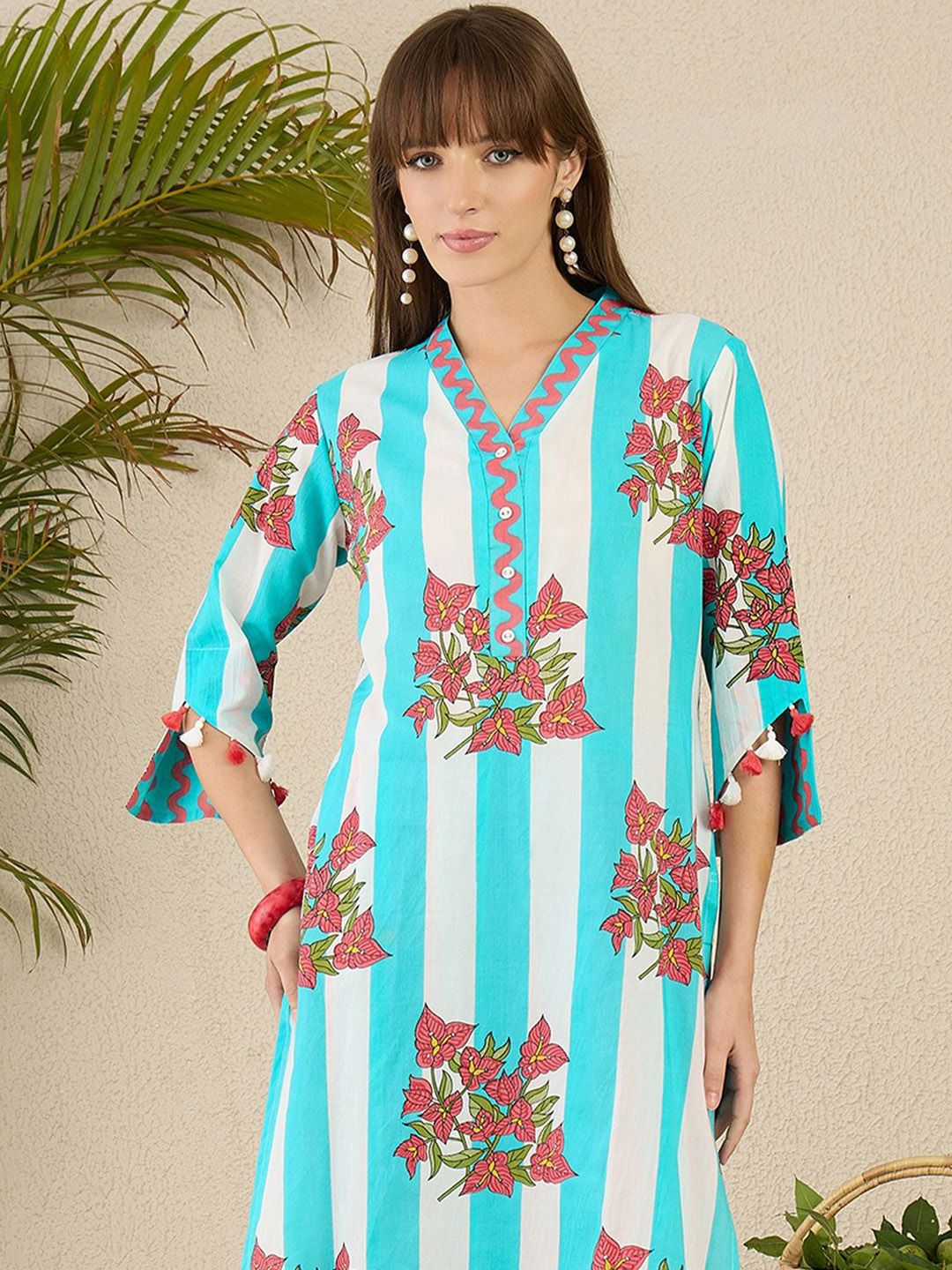 Floral Screen Printed V-Neck Pure Cotton Straight Kurta With Trousers