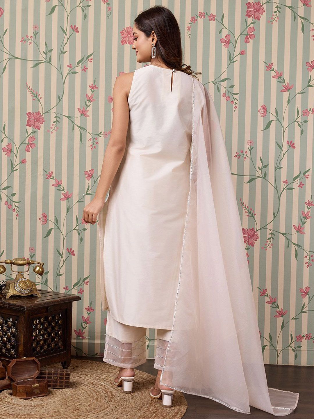 Dhiyona OD Regular Kurta with Trousers