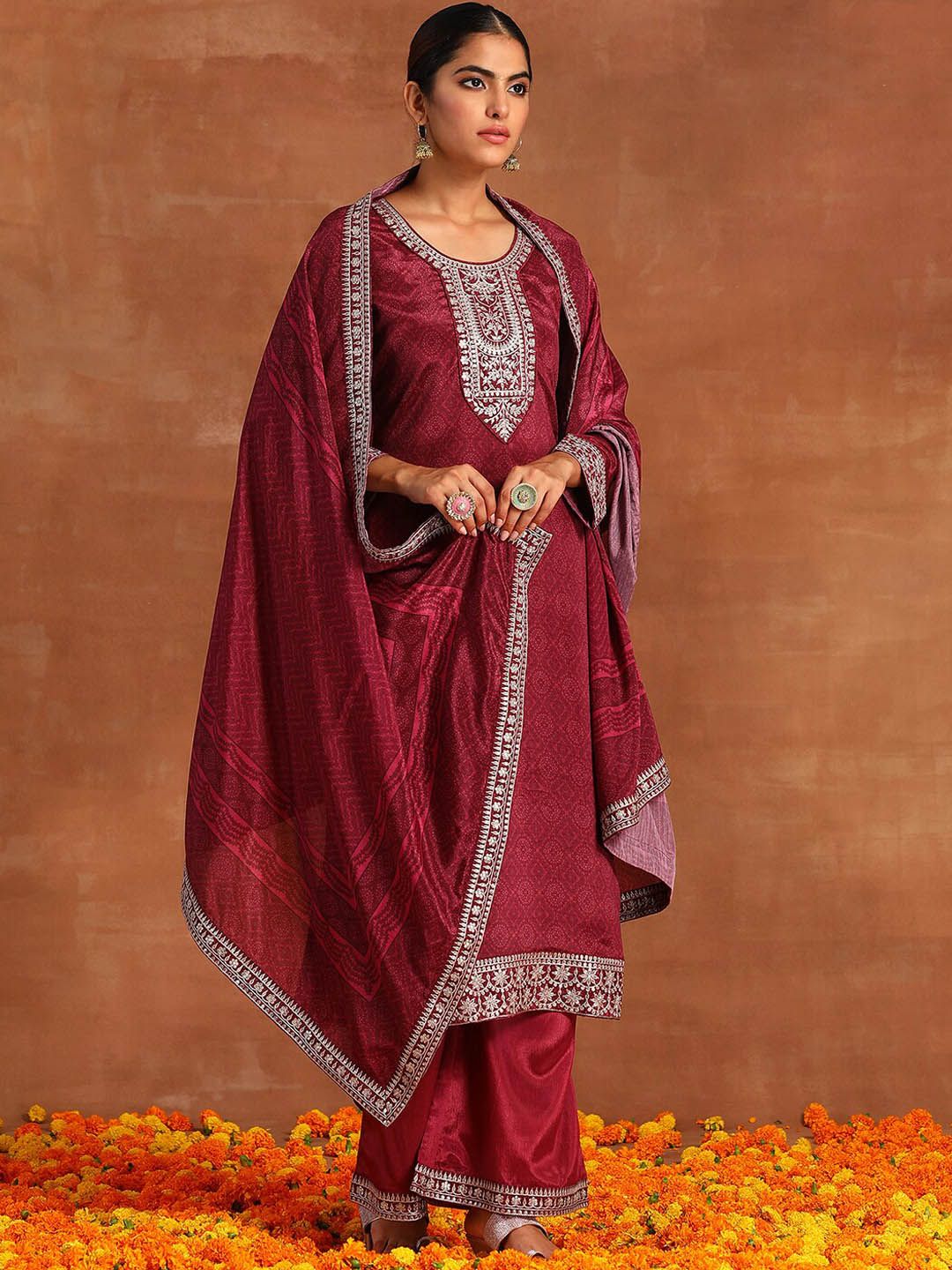 Dhiyona IE Ethnic Motifs Printed Sequinned Detail Straight Kurta & Palazzos With Dupatta