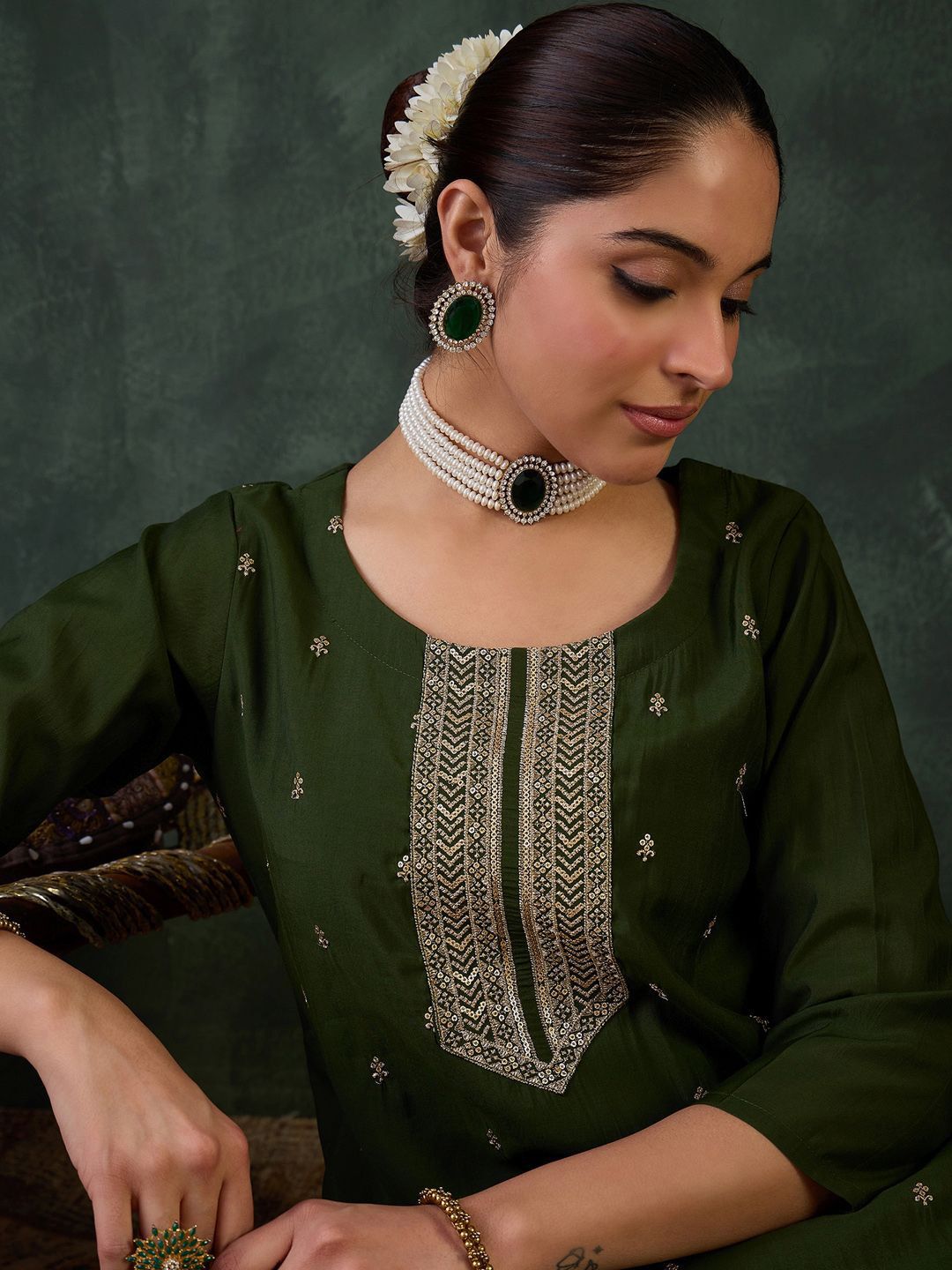 Dhiyona IE Women Ethnic Motifs Embroidered Kurta with Trousers & Dupatta