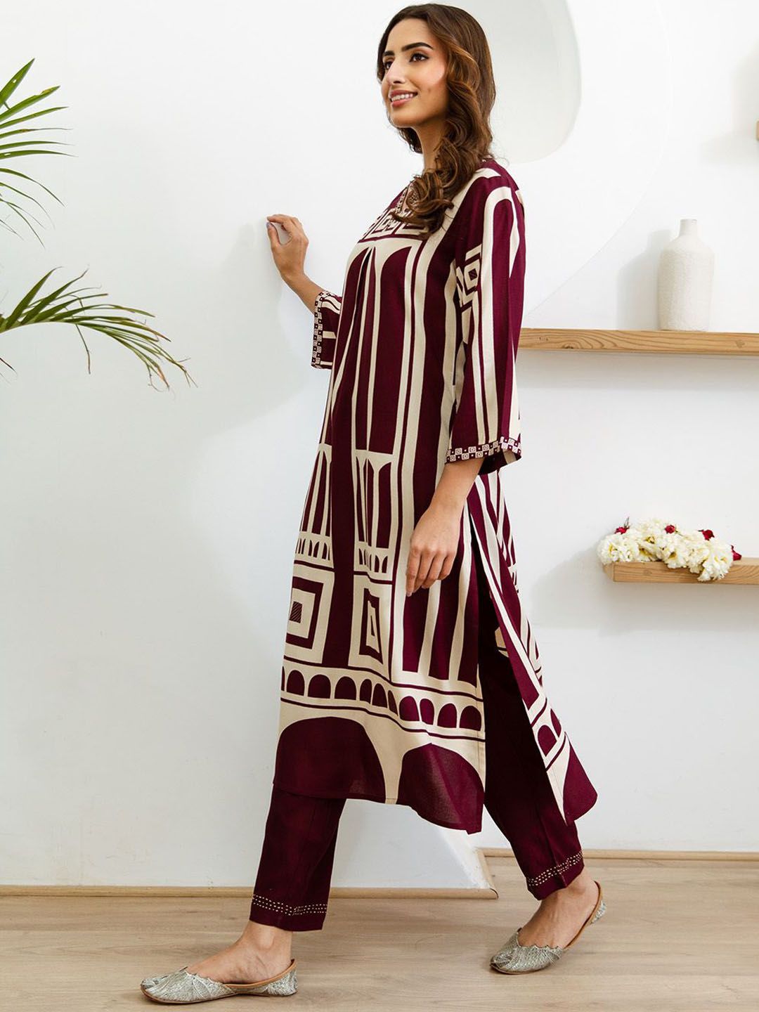 Dhiyona IS Women's Women Ethnic Motifs Printed Regular Kurta with Trousers