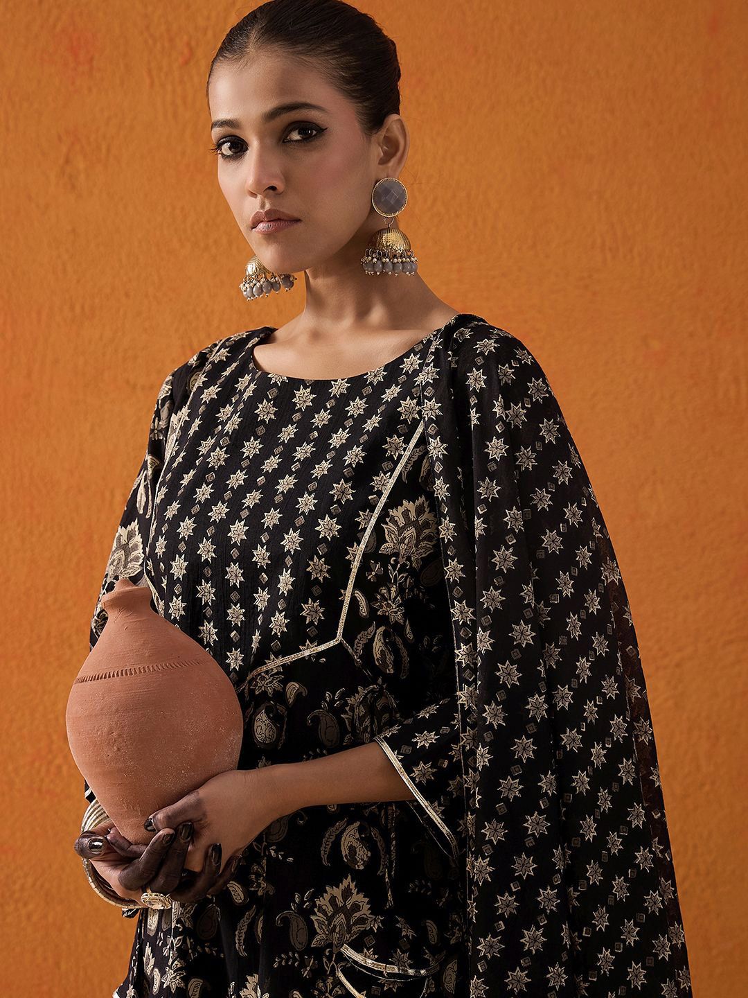 Dhiyona IE Black Floral Printed Gotta Patti Pure Cotton Kurta with Palazzo & Dupatta