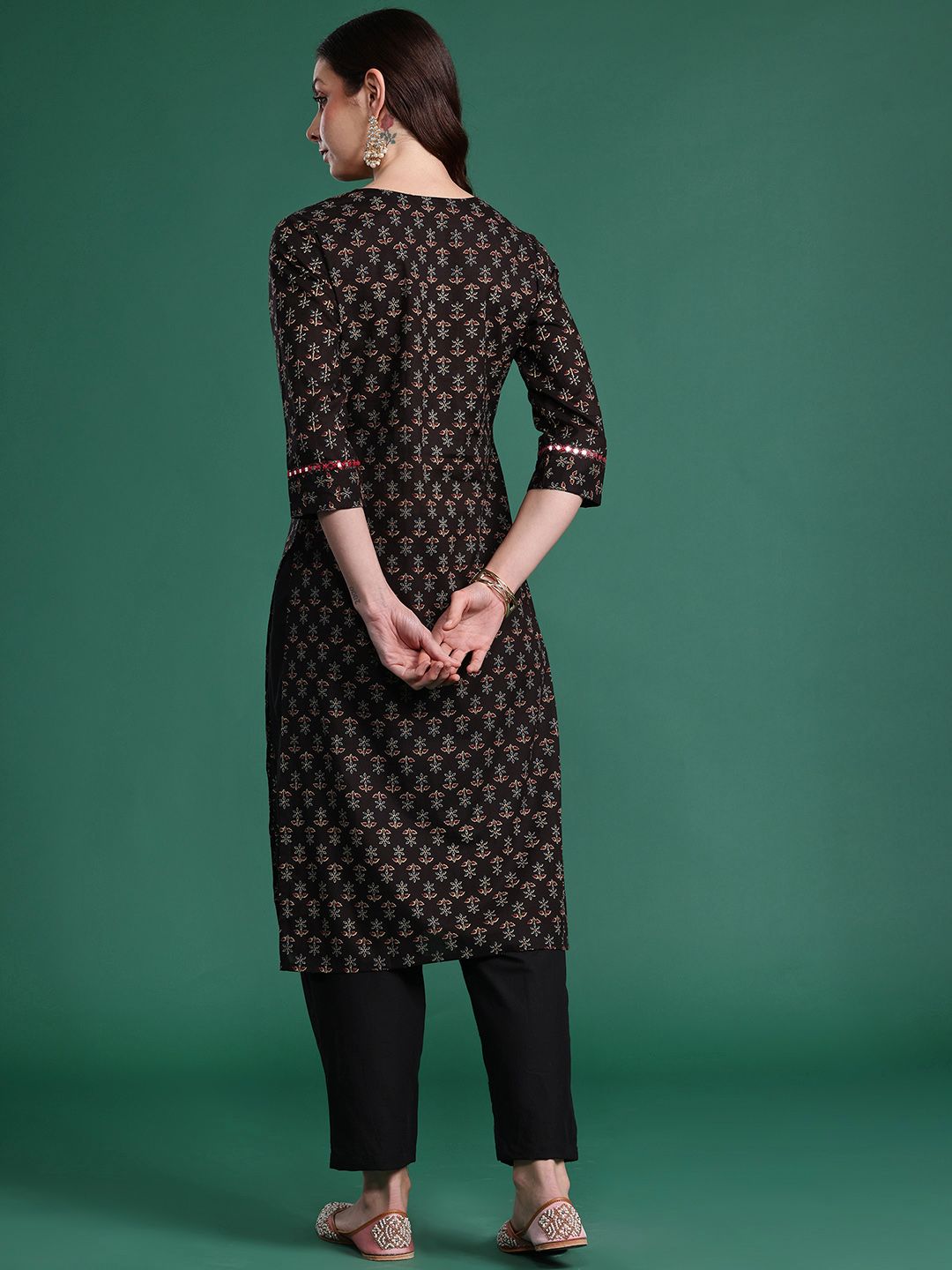 Dhiyona IE Women Floral Printed Mirror Work Pure Cotton Kurta