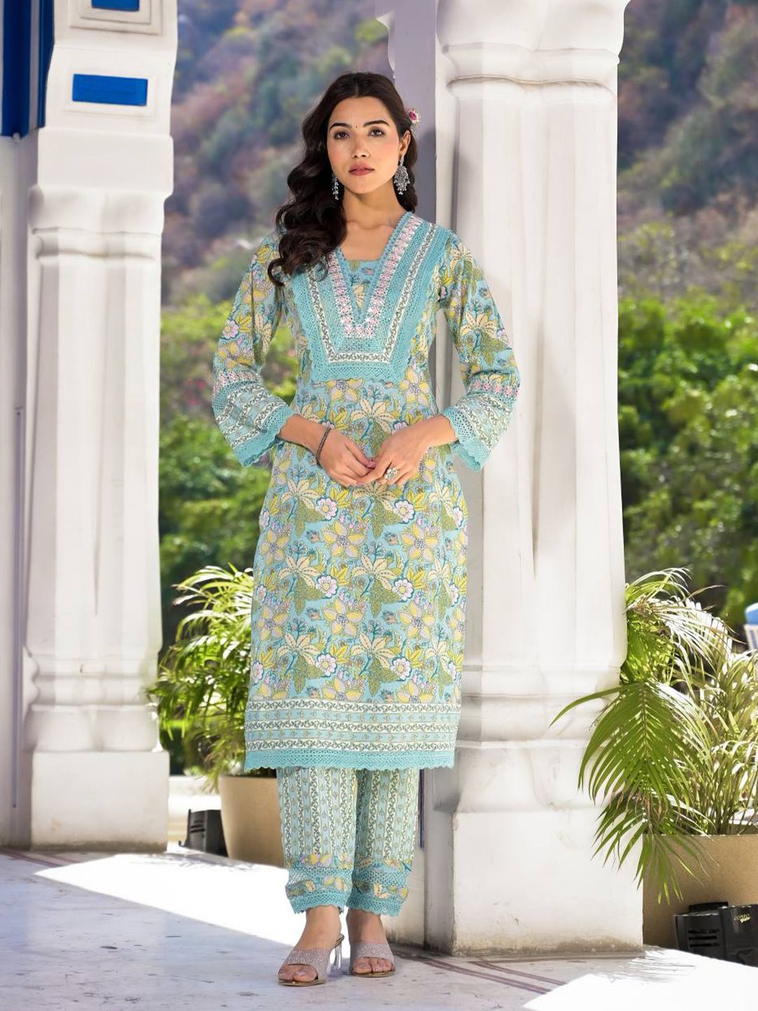 Dhiyona VA Women'sFloral Printed Regular Mirror Work Pure Cotton Kurta With Trouser & Dupatta