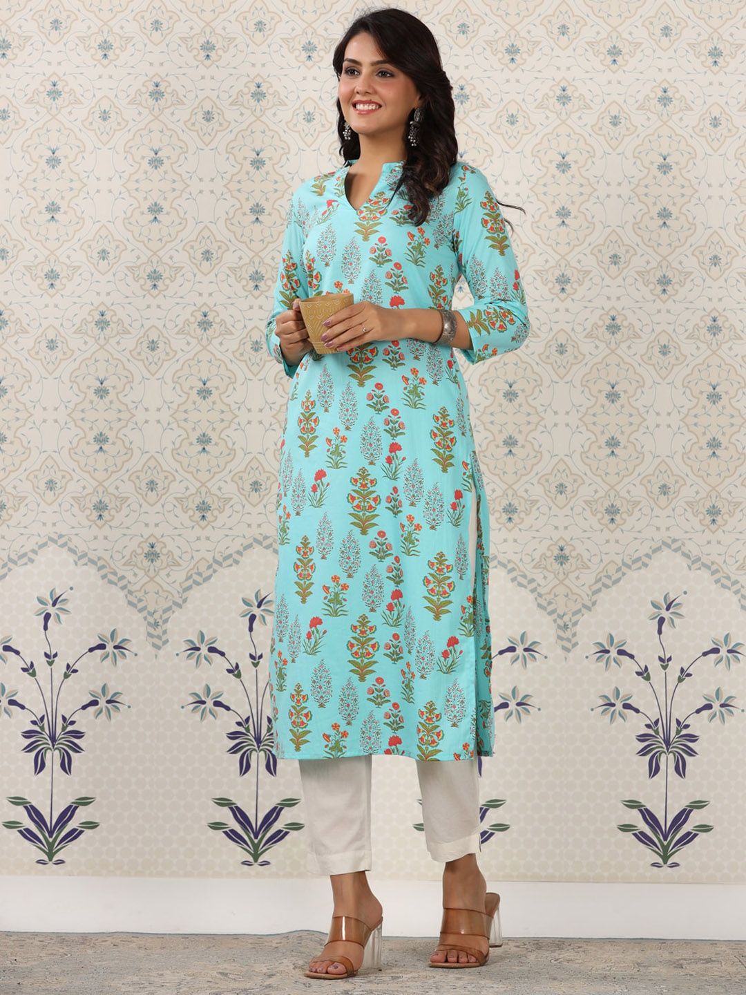 Dhiyona OD Floral Printed Mandarin Collar Pure Cotton Kurta