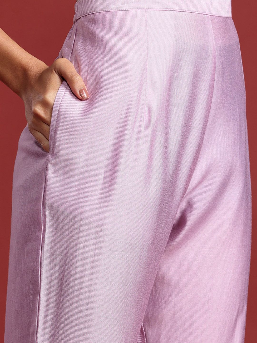 Dhiyona IE Floral Embroidered Liva Kurta With Trousers & Dupatta