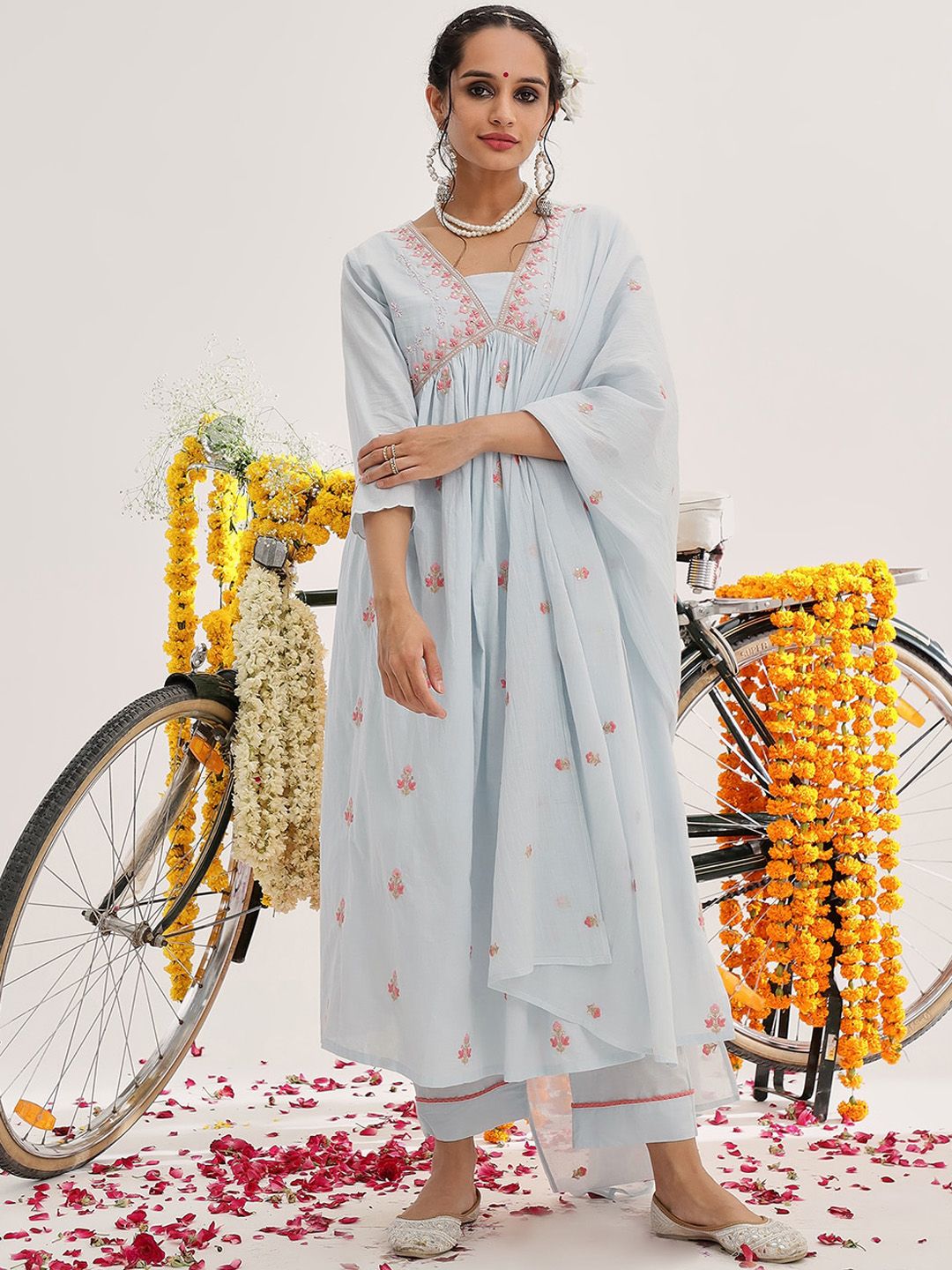Dhiyona VA Women'sFloral Embroidered Empire Sequinned Pure Cotton Kurta & Trousers With Dupatta