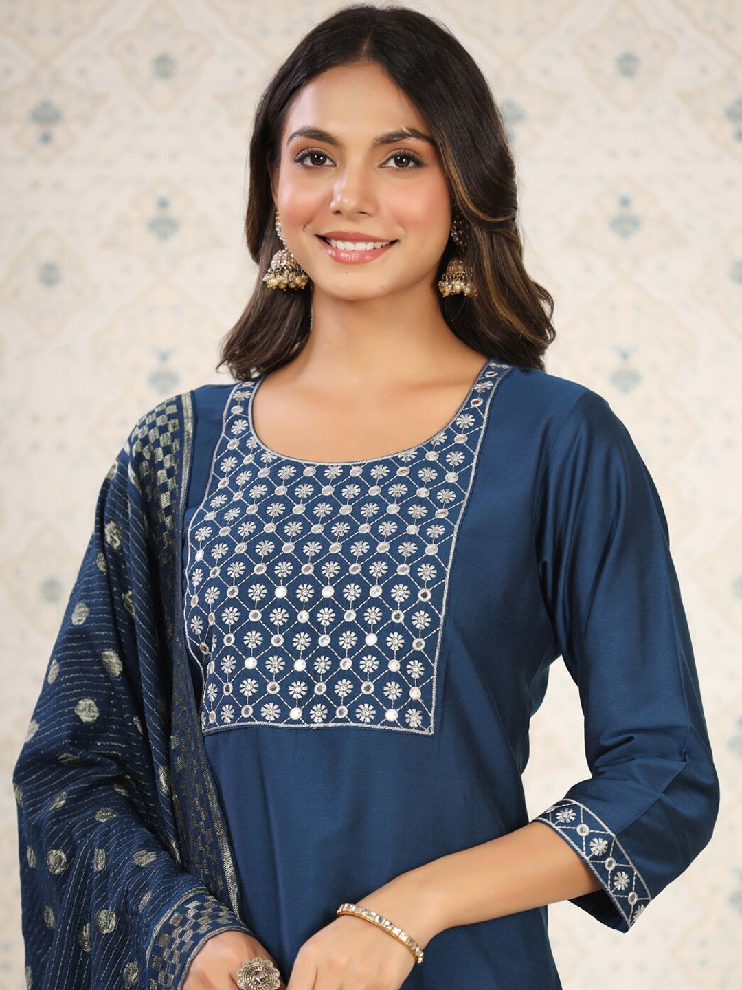 Dhiyona OD Ethnic Motifs Yoke Design Kurta With Trousers & Dupatta