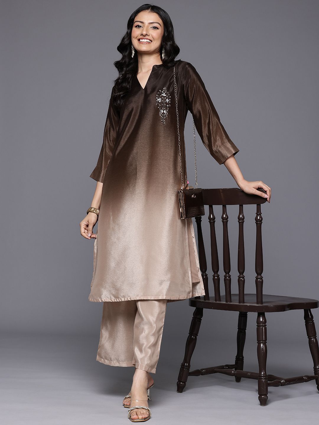 Dhiyona VA Women'sOmbre Sequine Embroidered Kurta with Trouser